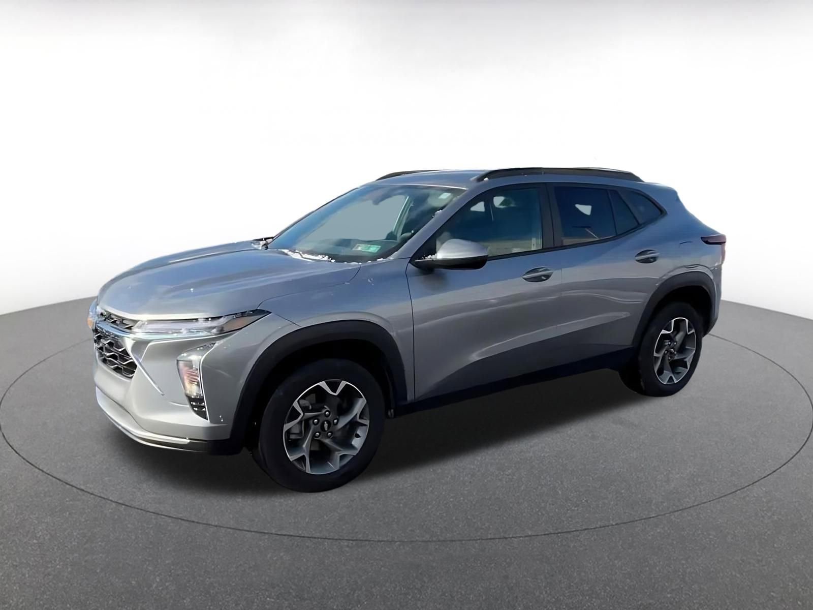 Thumbnail: 2025 Chevrolet Trax - 11