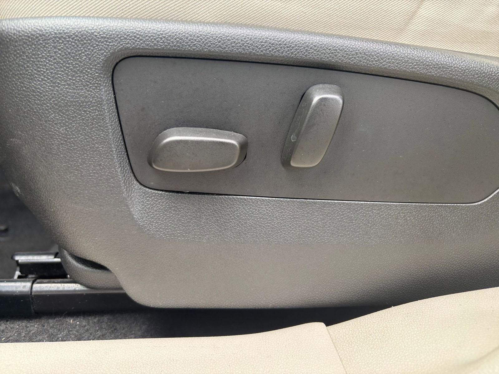 Thumbnail: 2023 Buick Envision - 23