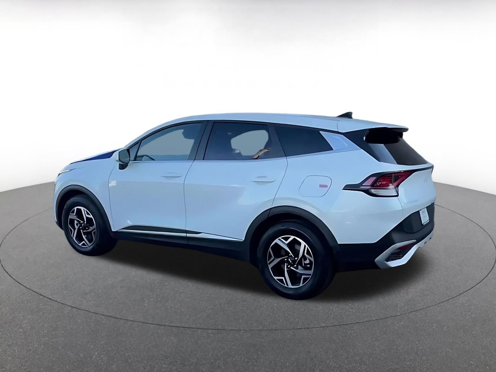 Thumbnail: 2025 Kia Sportage - 3