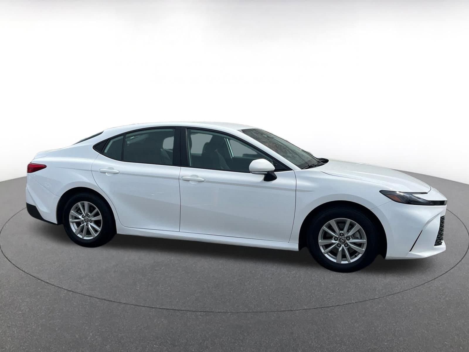 Thumbnail: 2025 Toyota Camry - 15