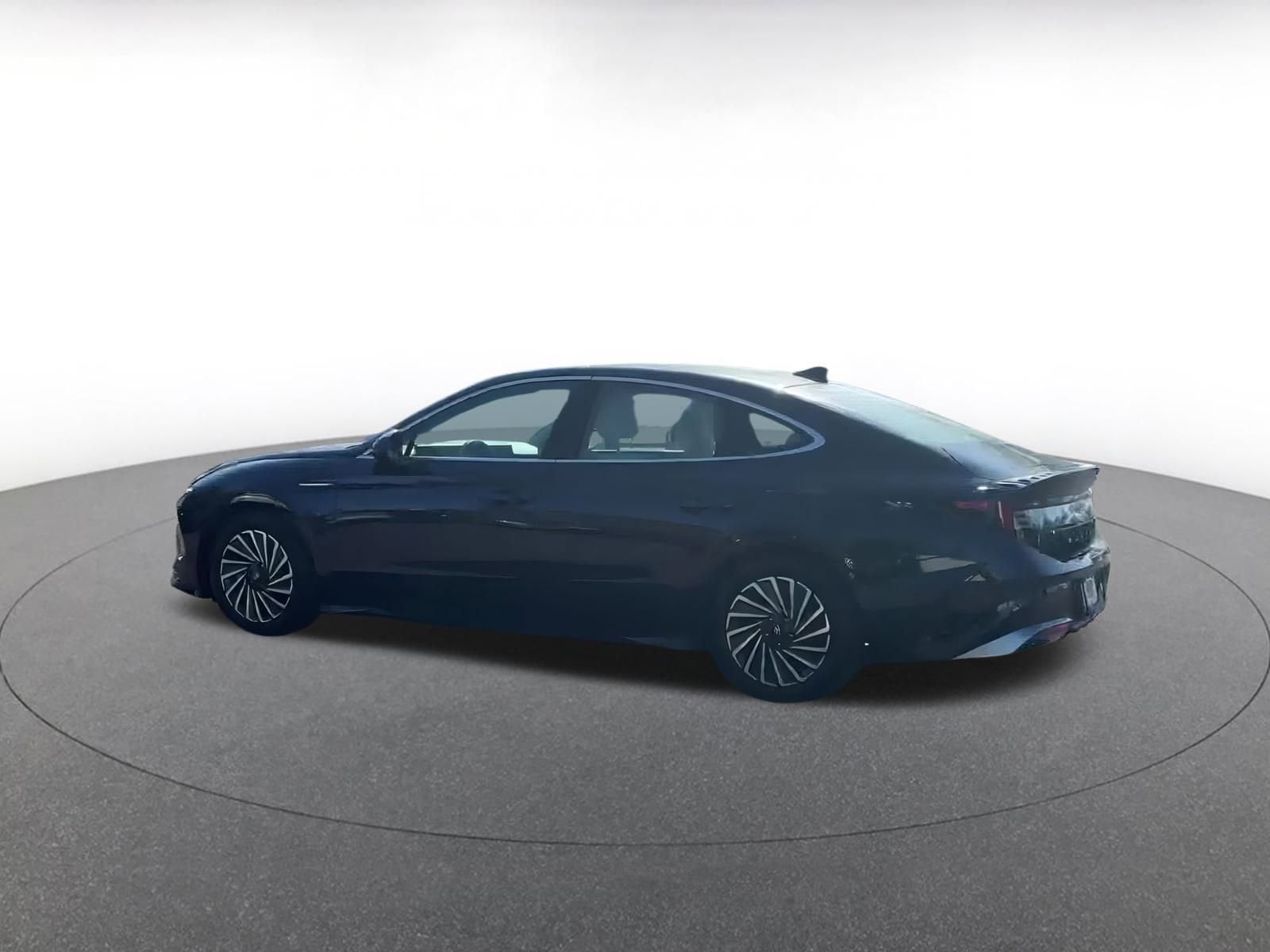 Thumbnail: 2024 Hyundai Sonata - 10