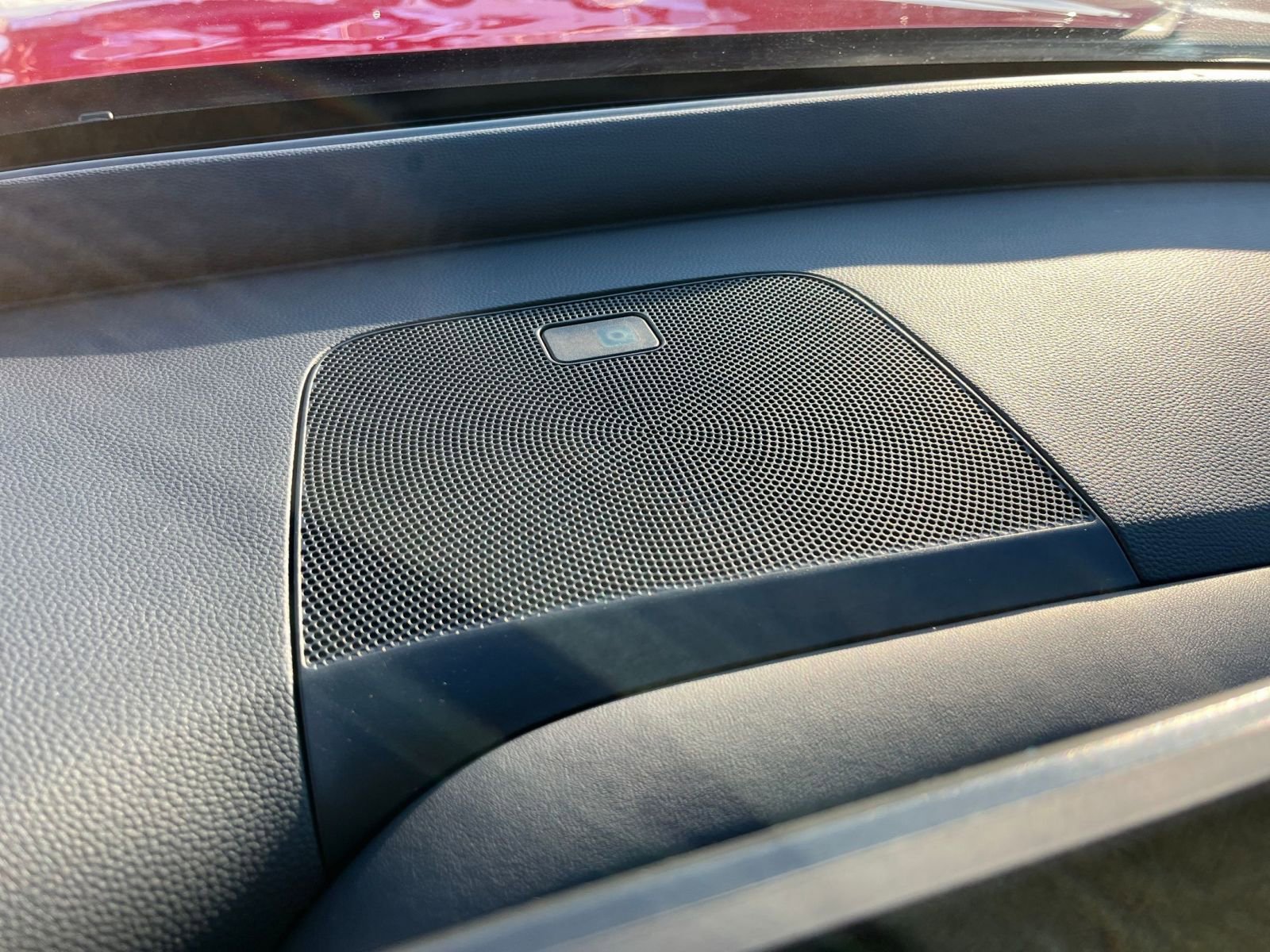 Thumbnail: 2025 Honda HR-V - 17