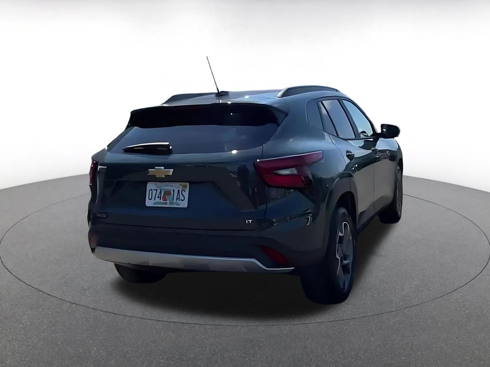 Thumbnail: 2025 Chevrolet Trax - 14