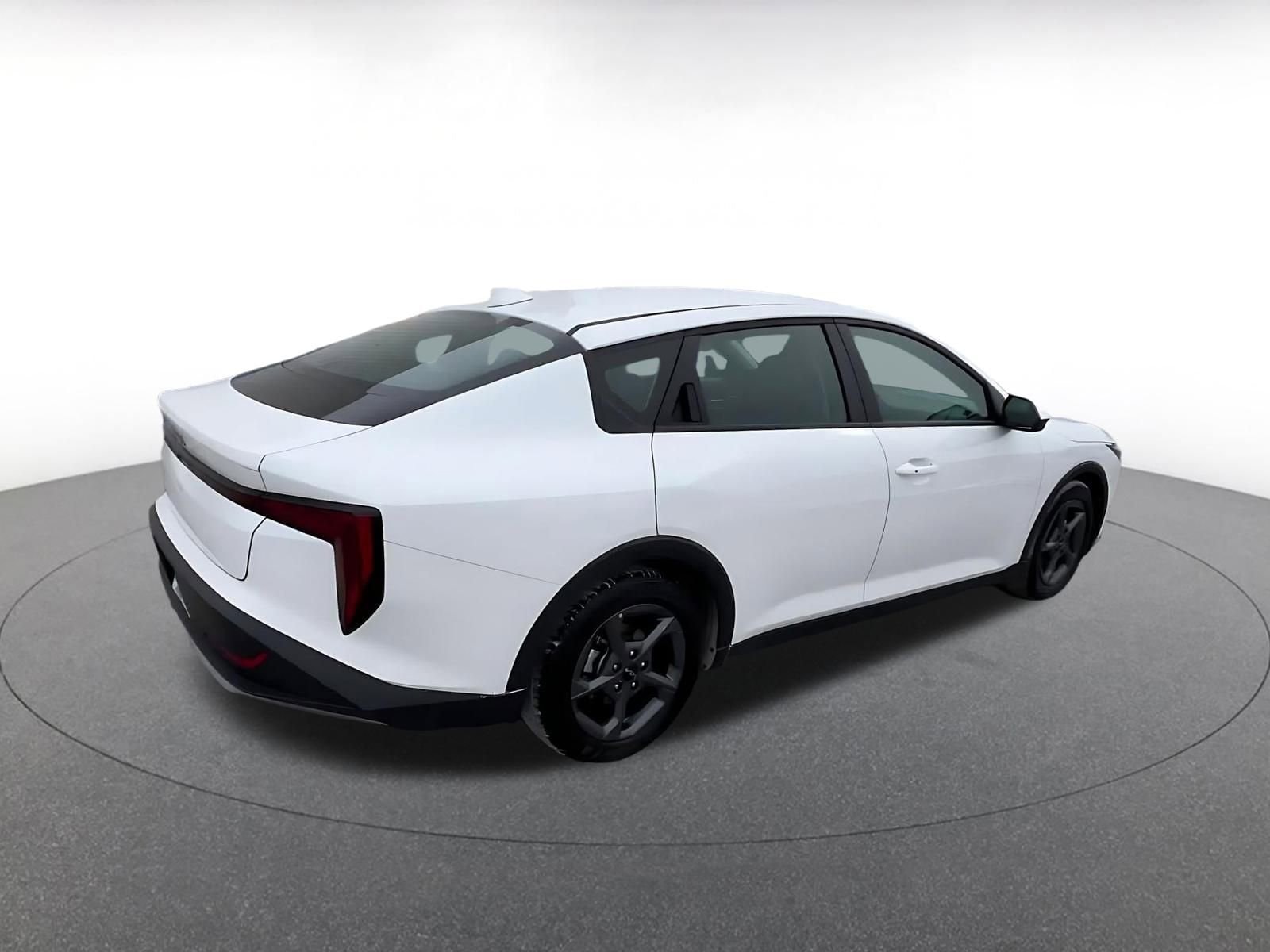 Thumbnail: 2025 Kia K4 - 14