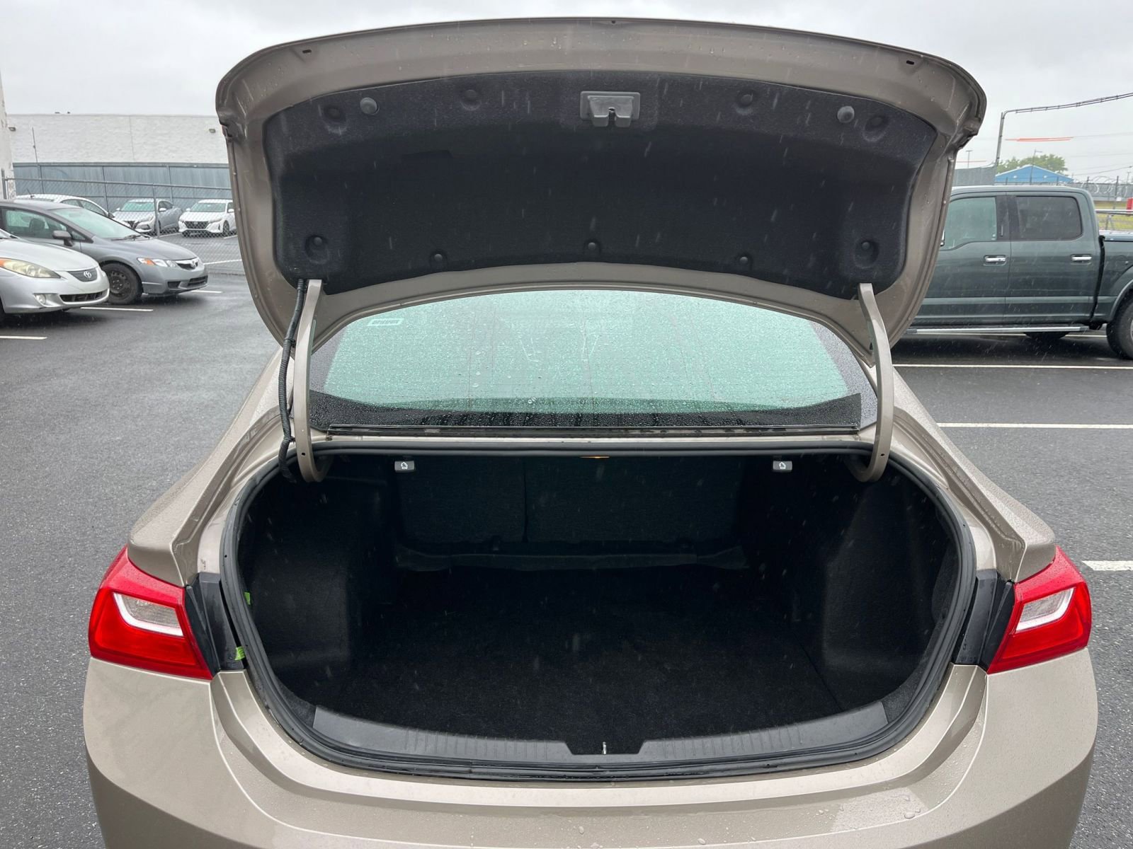 2023 Chevrolet Malibu LT 30
