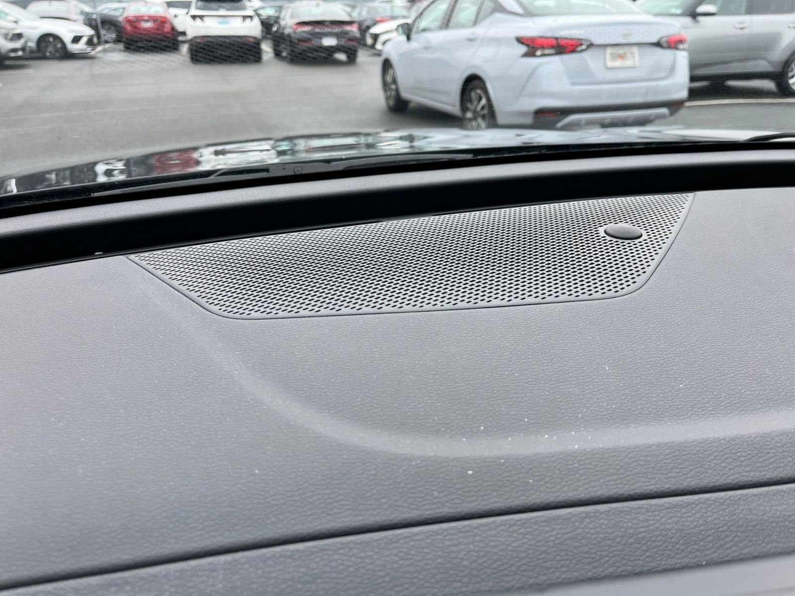 Thumbnail: 2025 Kia Sportage - 17