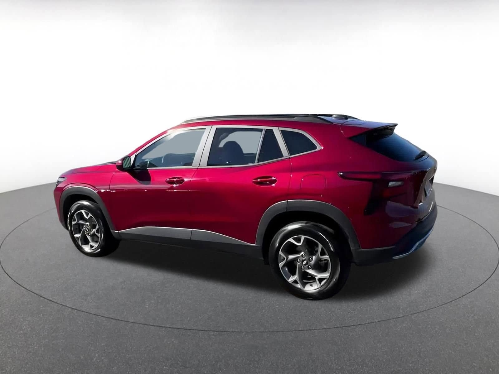 Thumbnail: 2025 Chevrolet Trax - 10