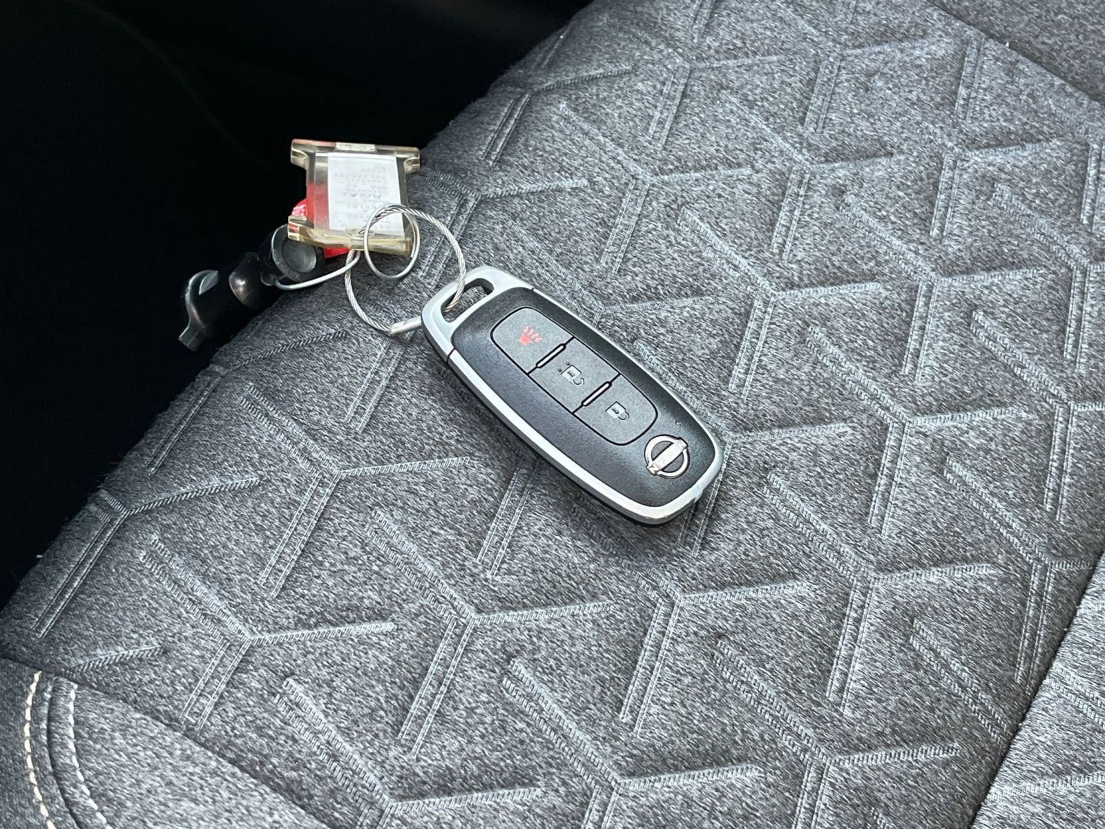 Thumbnail: 2025 Nissan Kicks - 22