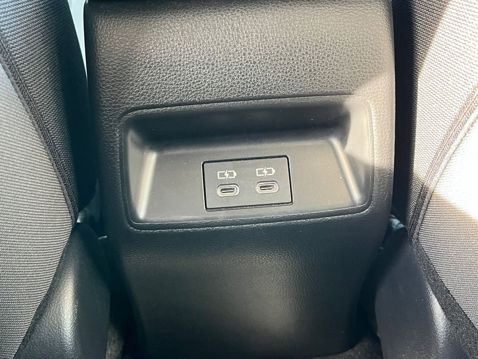 Thumbnail: 2025 Toyota Corolla - 23