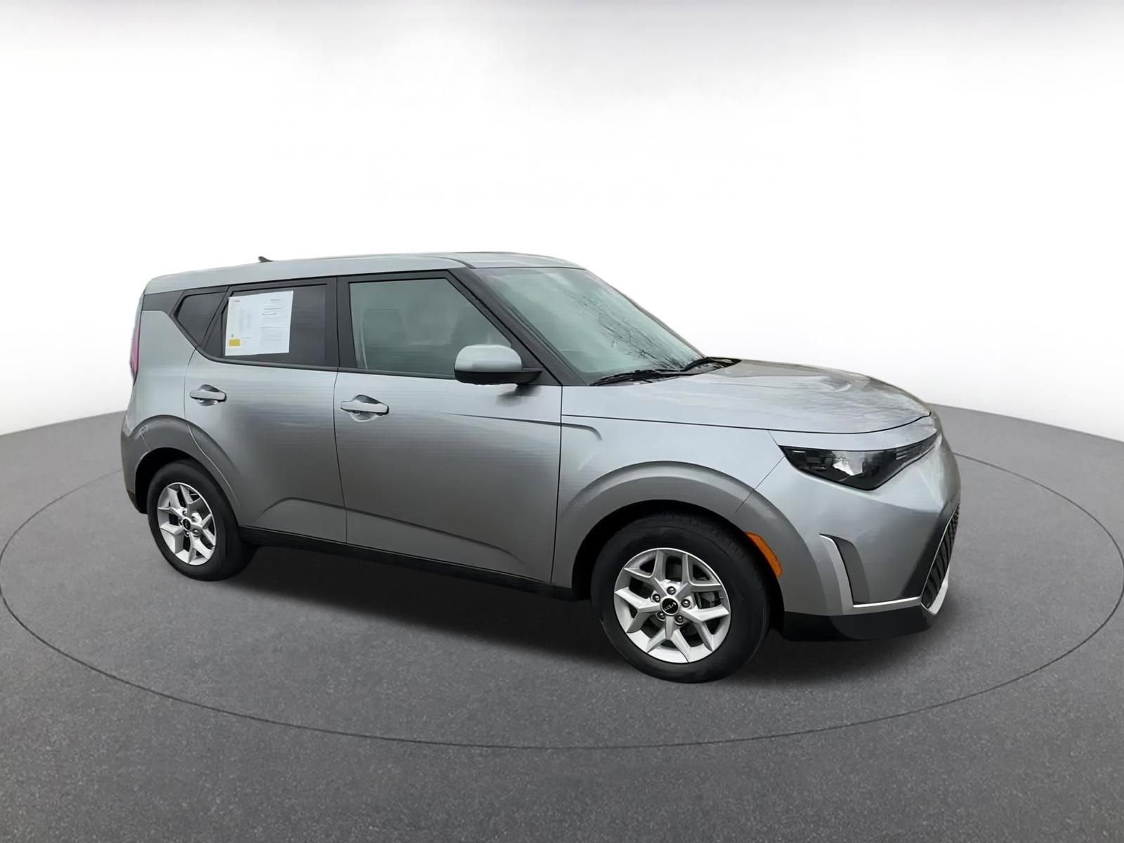 2024 Kia Soul LX 2