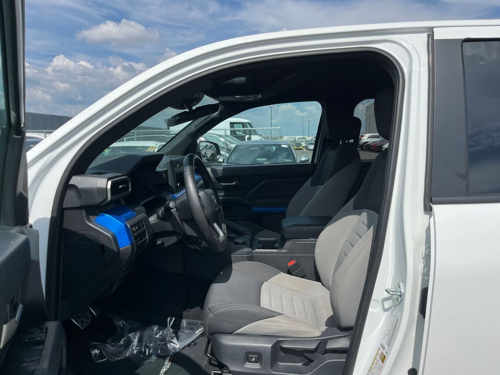 Thumbnail: 2024 Toyota Tacoma - 25