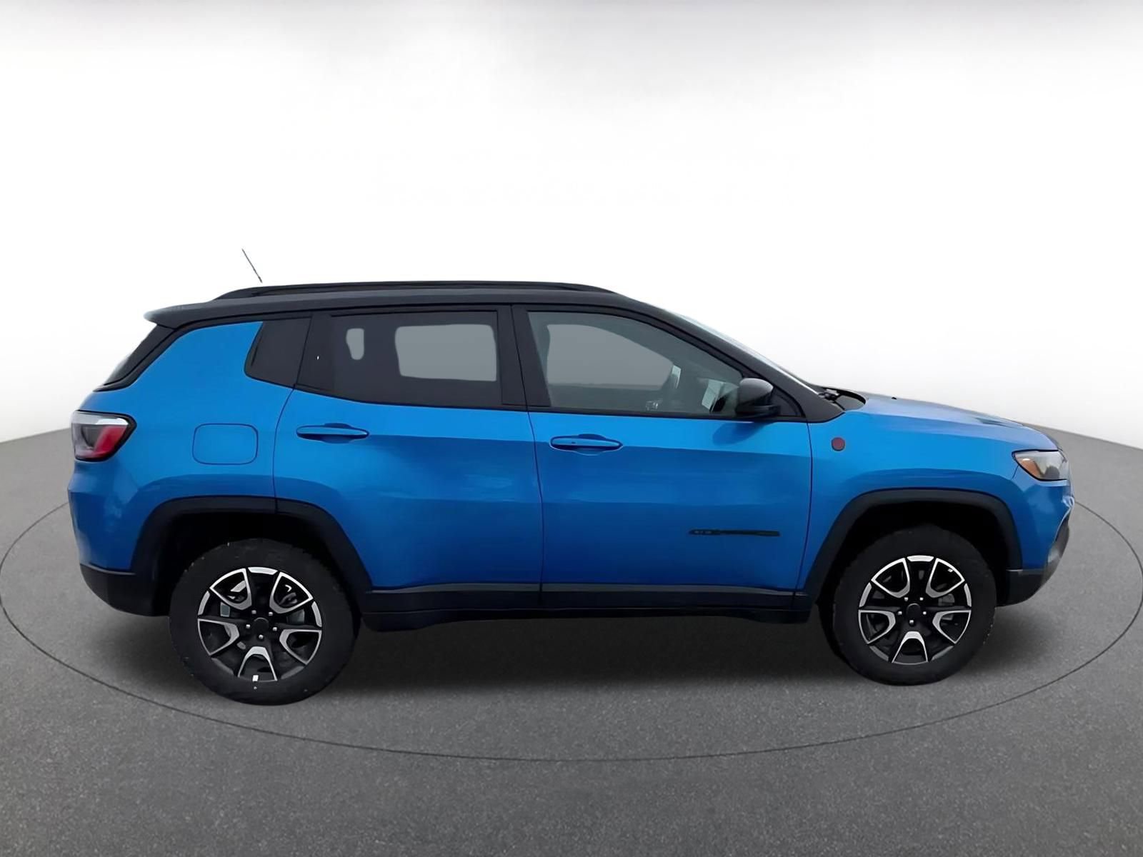 Thumbnail: 2025 Jeep Compass - 16