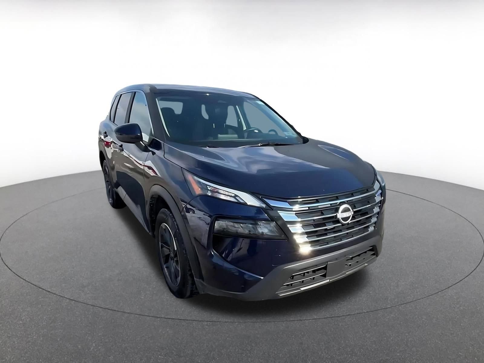 Thumbnail: 2025 Nissan Rogue - 2