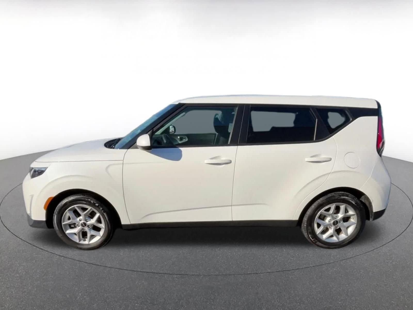 Thumbnail: 2025 Kia Soul - 9