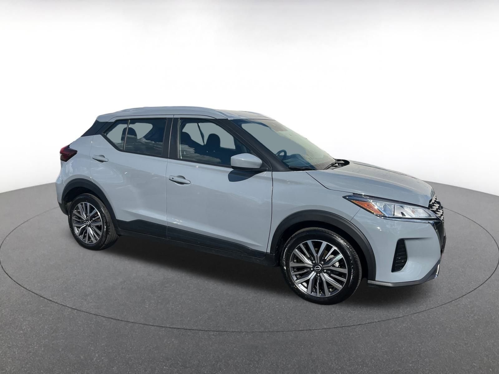 Thumbnail: 2024 Nissan Kicks - 1
