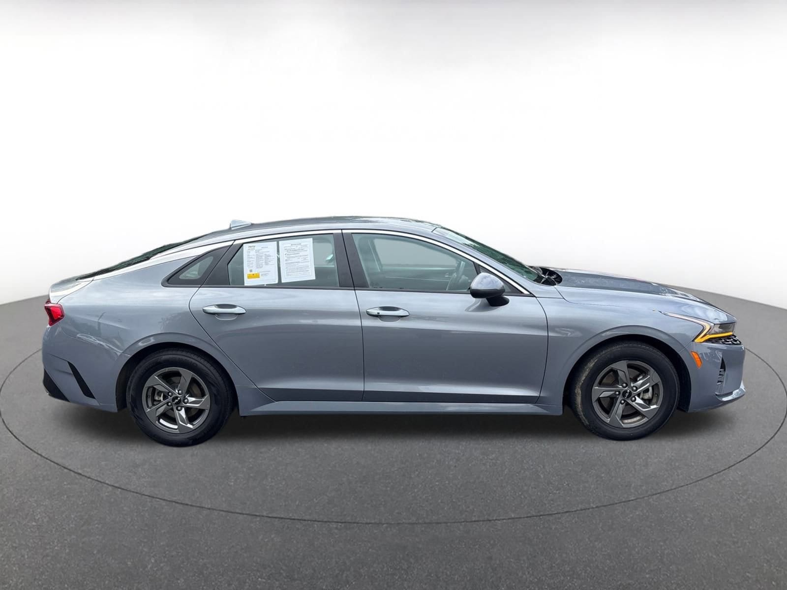 Thumbnail: 2023 Kia K5 - 4