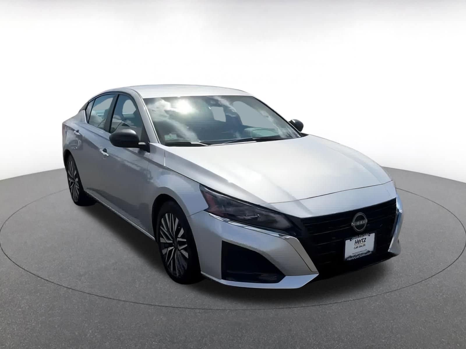 Thumbnail: 2024 Nissan Altima - 3