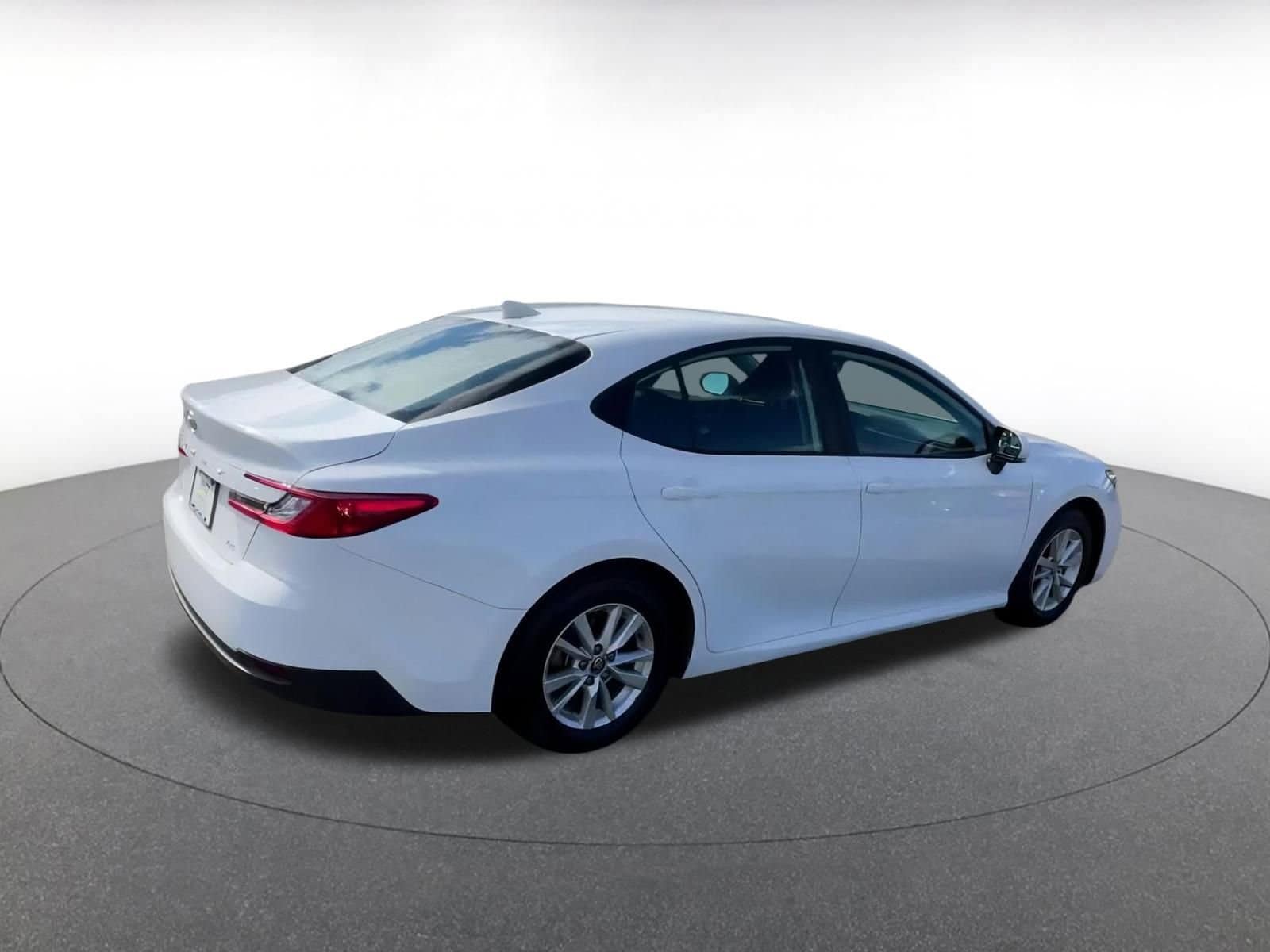 Thumbnail: 2025 Toyota Camry - 15