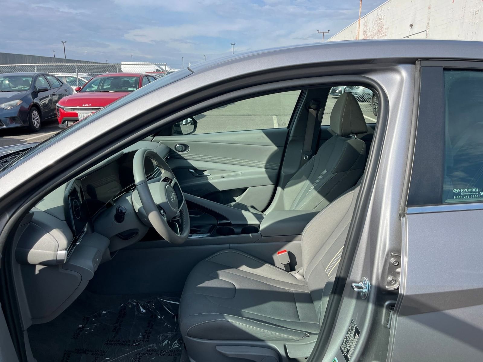 Thumbnail: 2025 Hyundai Elantra - 27