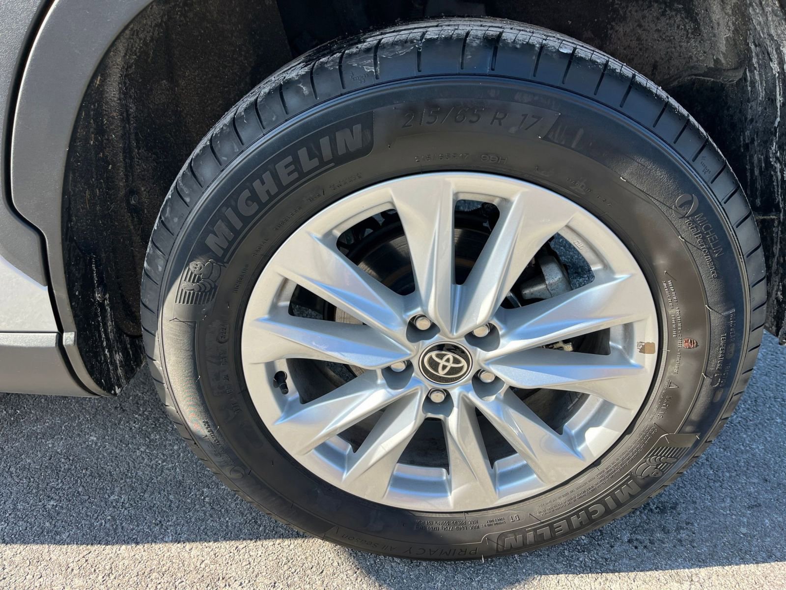 Thumbnail: 2025 Toyota Corolla Cross - 29