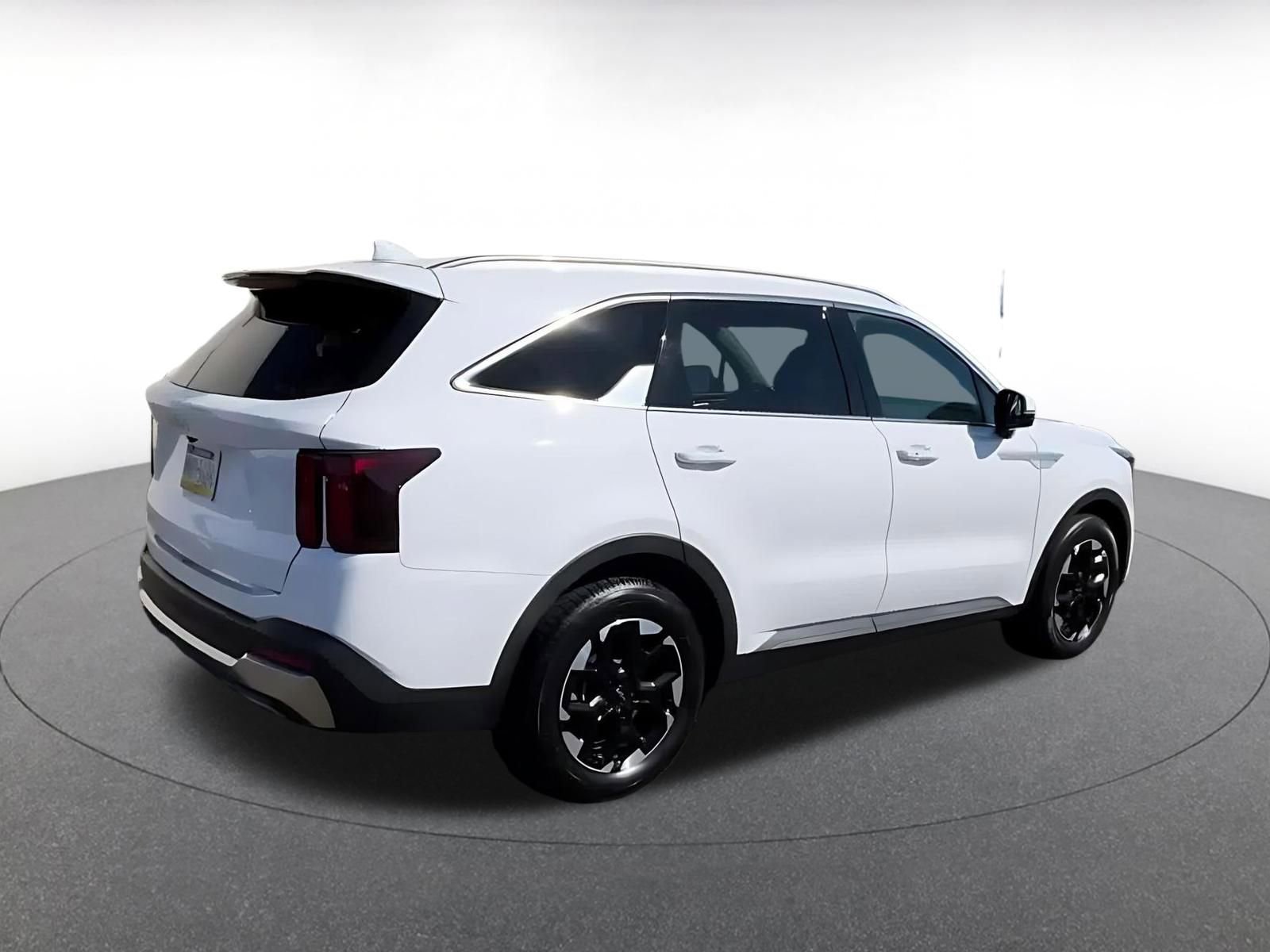 Thumbnail: 2024 Kia Sorento - 14