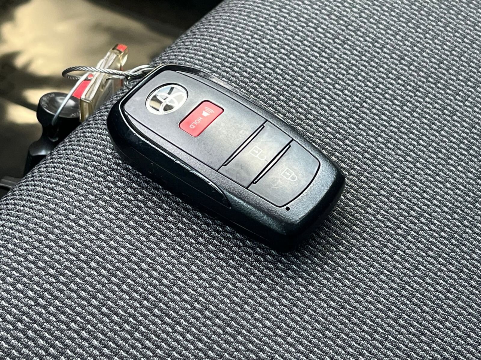 Thumbnail: 2025 Toyota Prius - 22