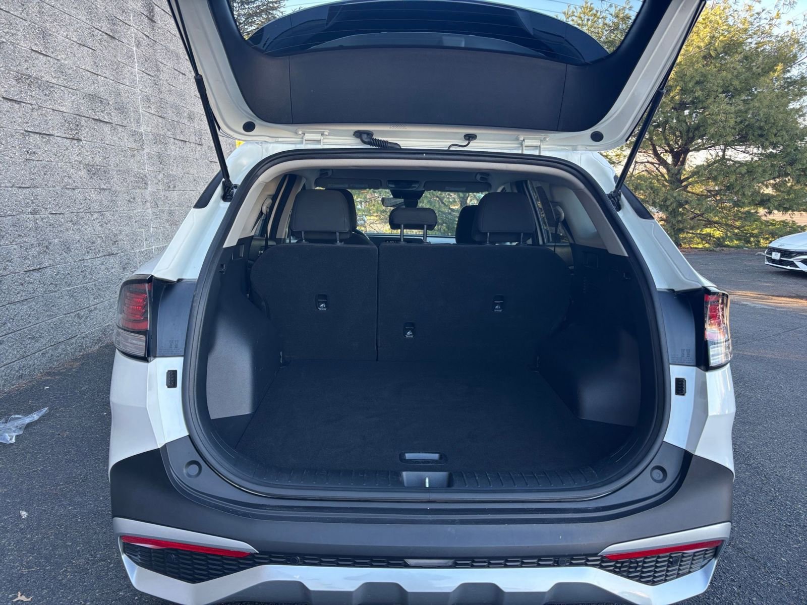 Thumbnail: 2025 Kia Sportage - 31