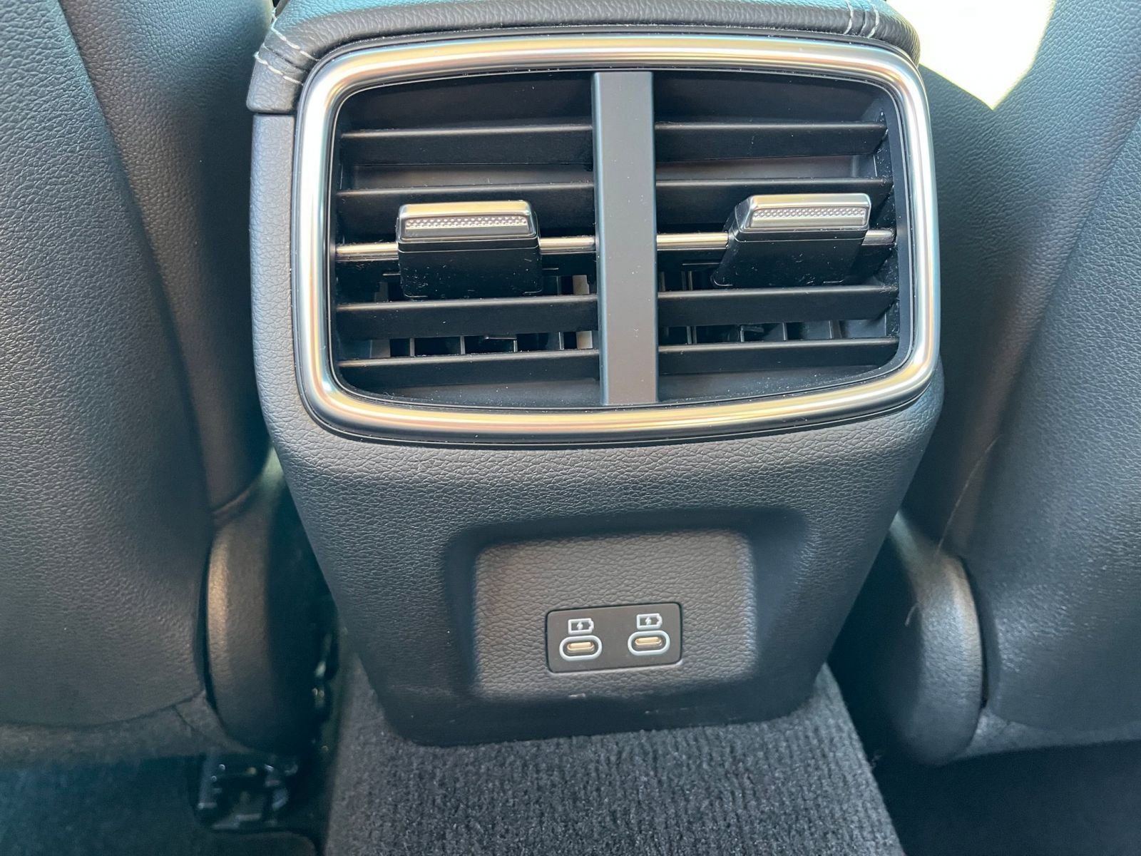 Thumbnail: 2025 Genesis G70 - 24