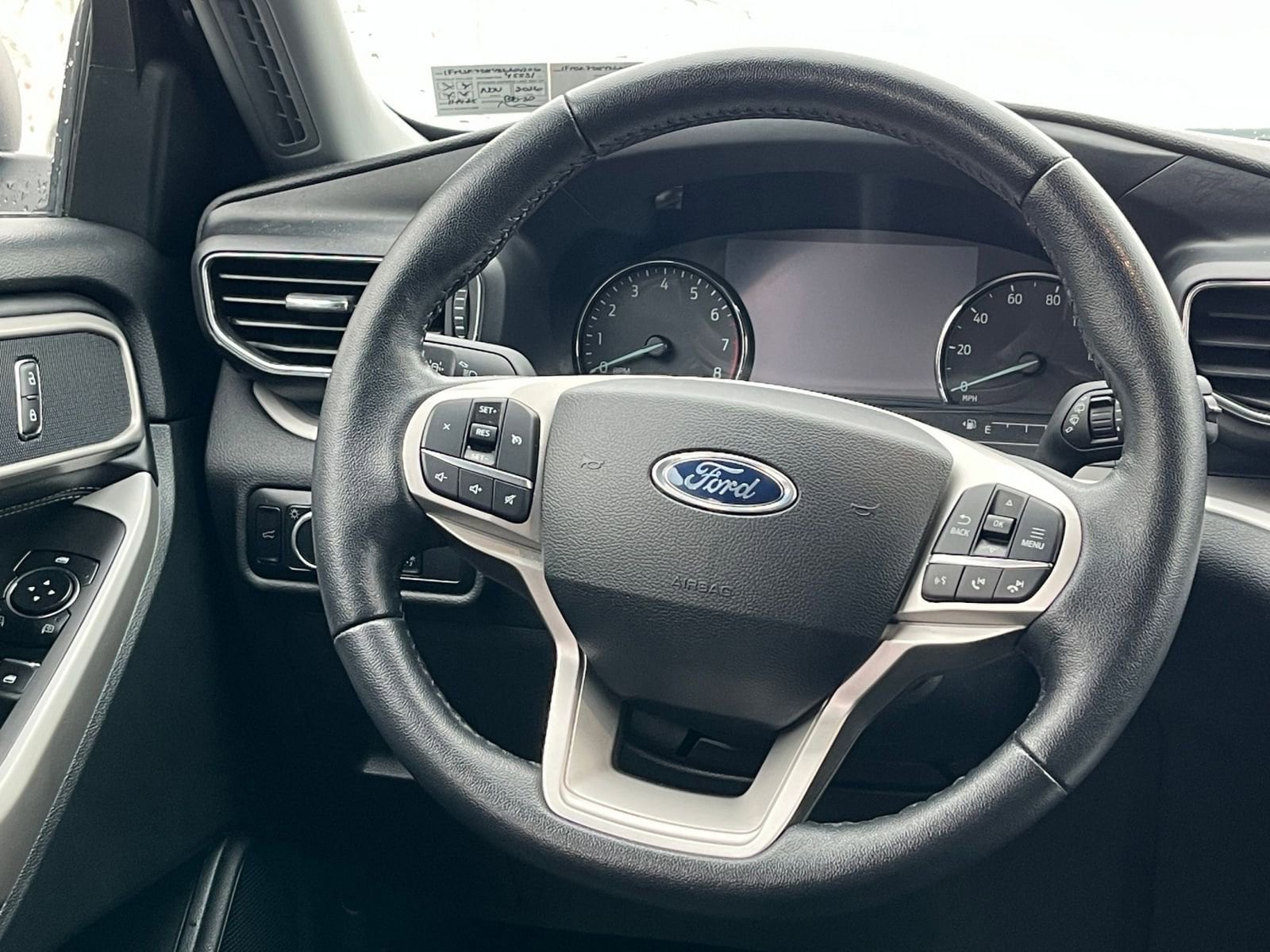 Thumbnail: 2024 Ford Explorer - 30