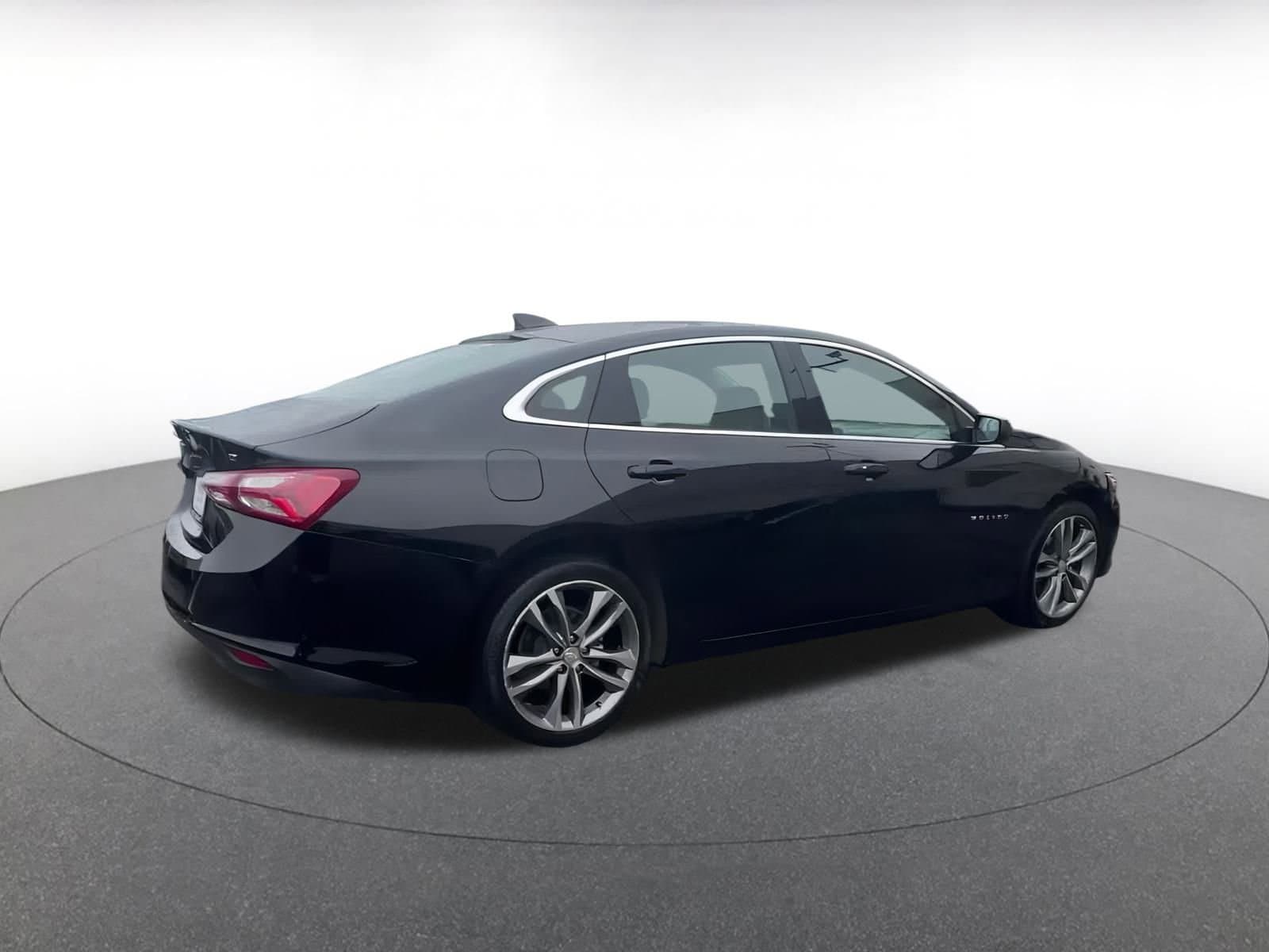 Thumbnail: 2024 Chevrolet Malibu - 15