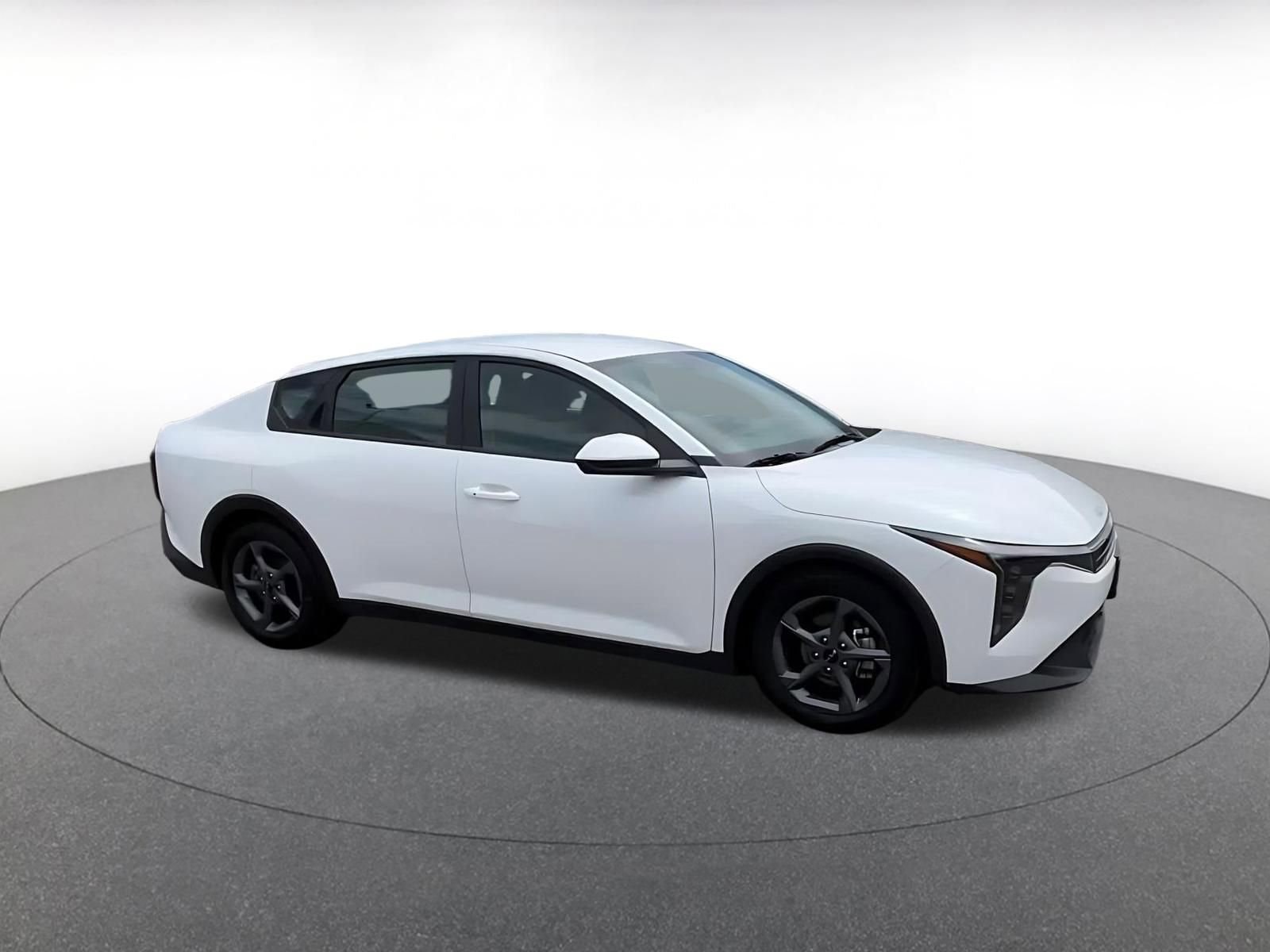 Thumbnail: 2025 Kia K4 - 2