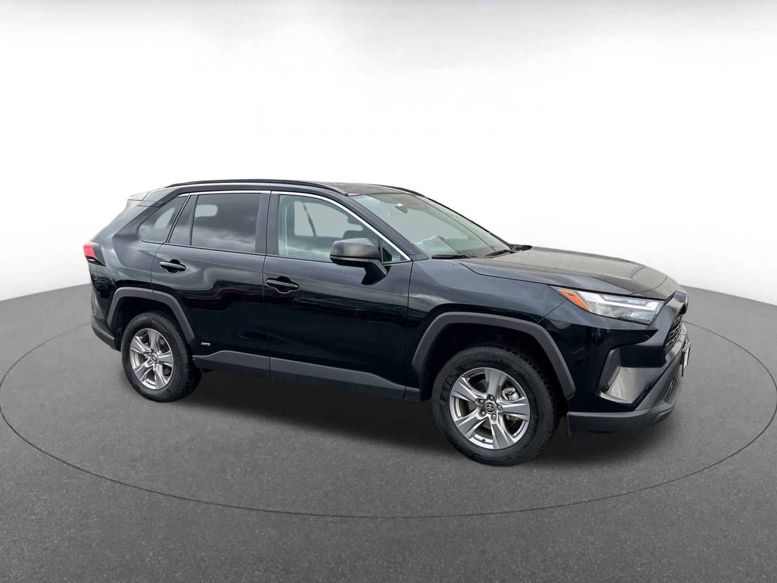 Thumbnail: 2025 Toyota RAV4 - 1