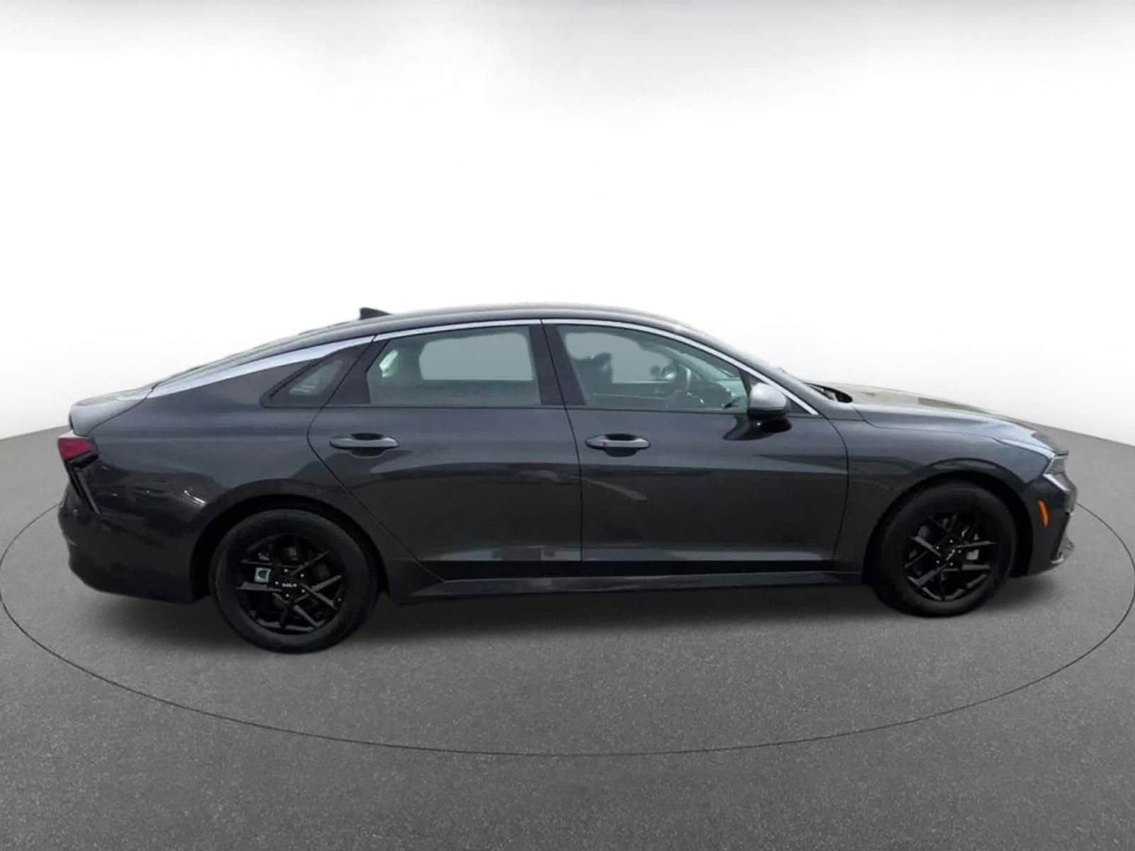 Thumbnail: 2025 Kia K5 - 16