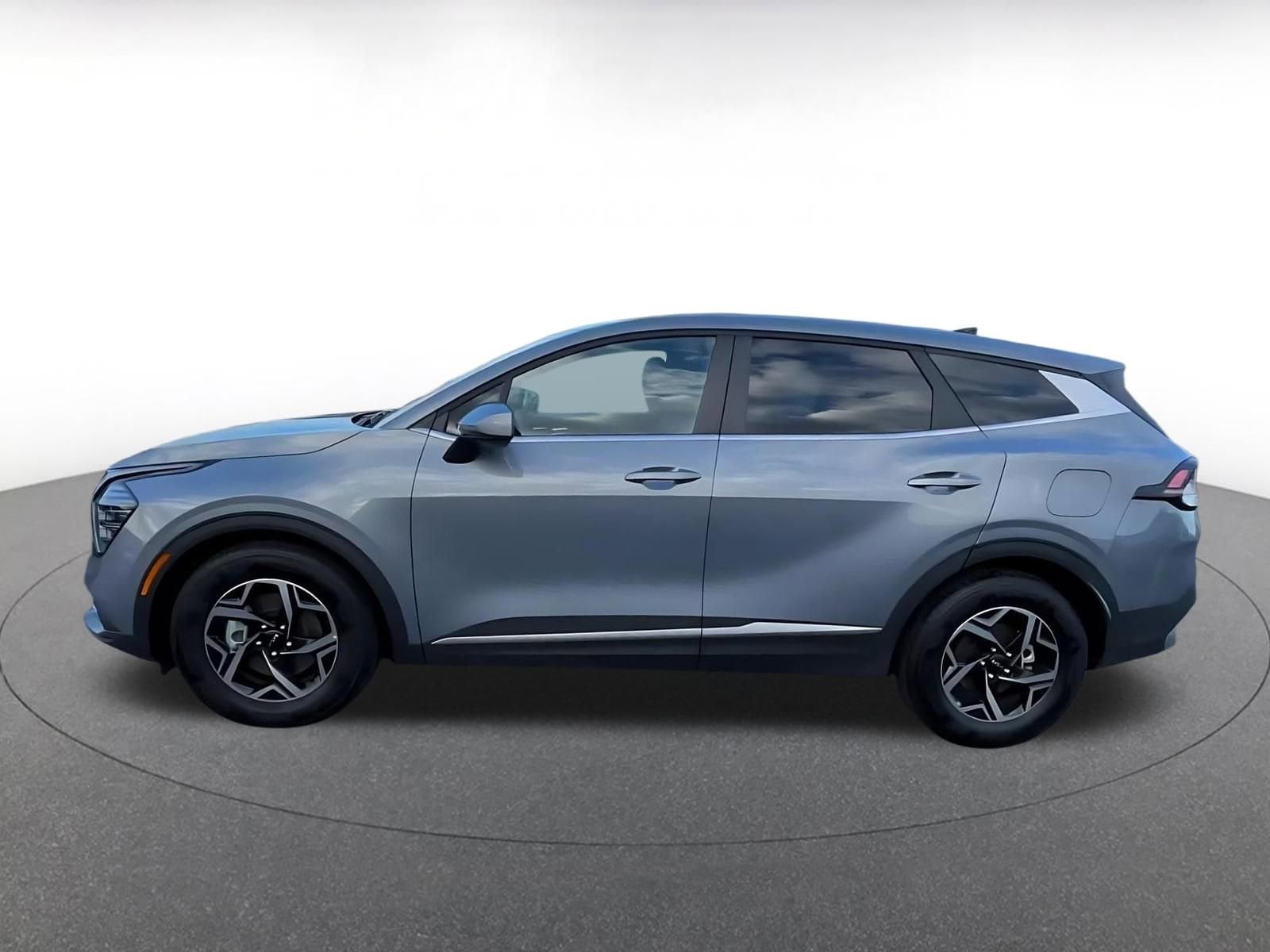 Thumbnail: 2025 Kia Sportage - 9