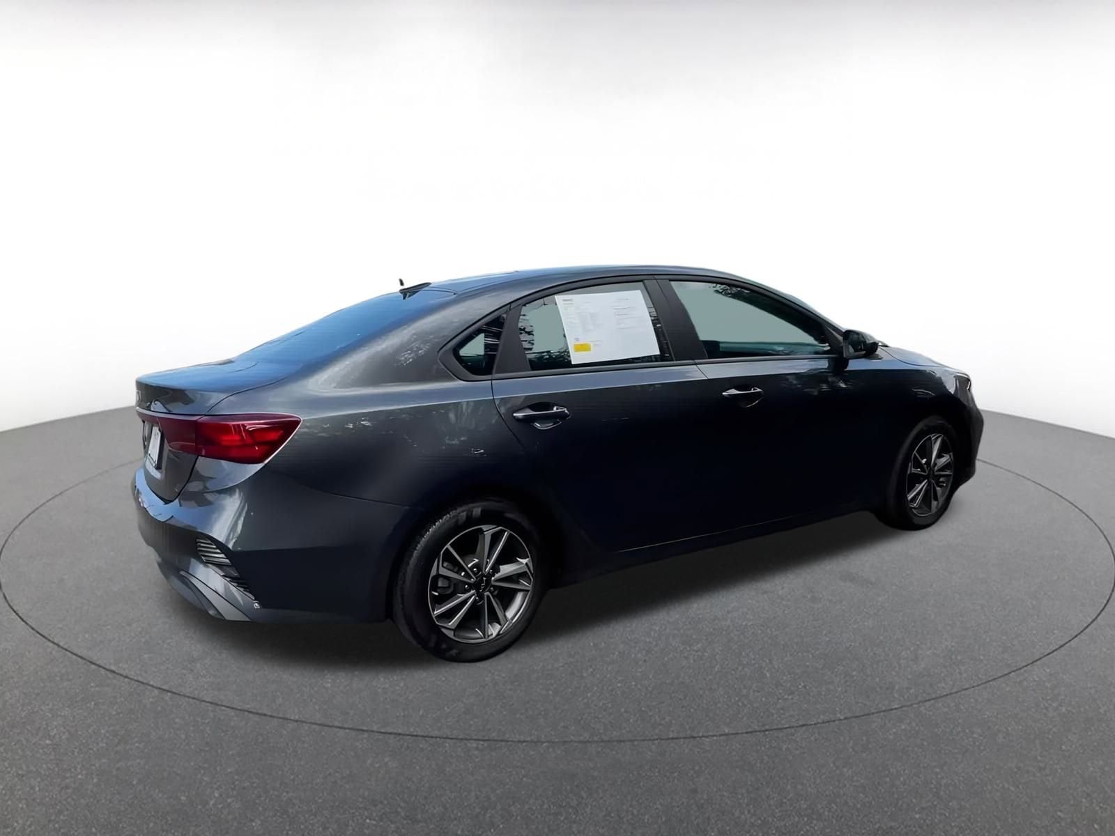 Thumbnail: 2024 Kia Forte - 13