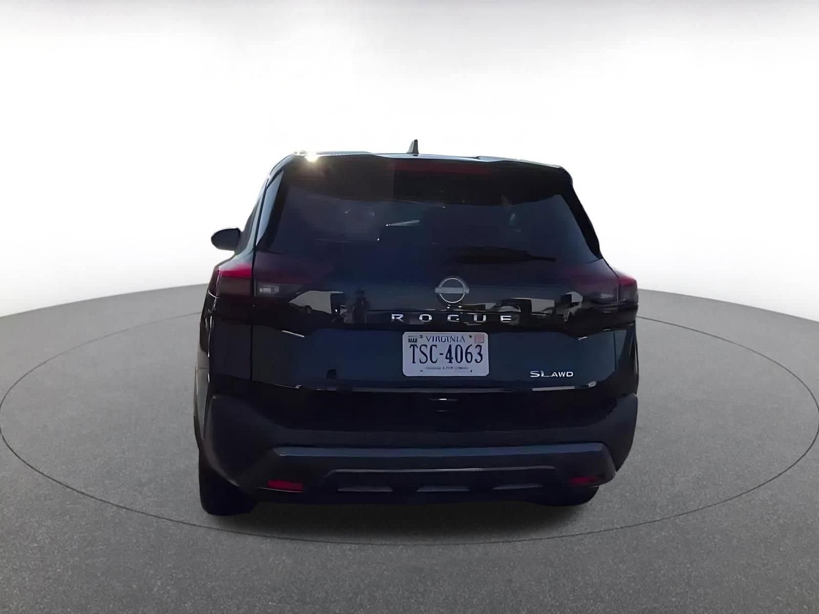 Thumbnail: 2023 Nissan Rogue - 12