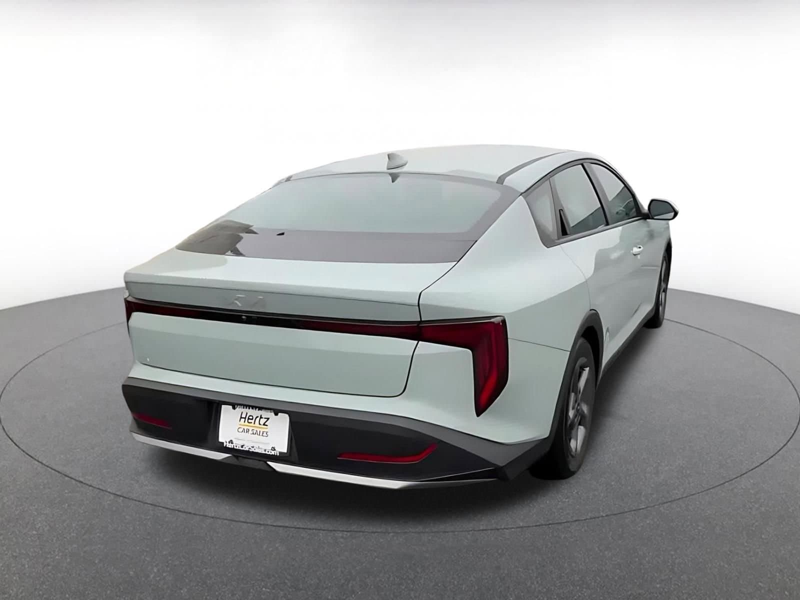 Thumbnail: 2025 Kia K4 - 14