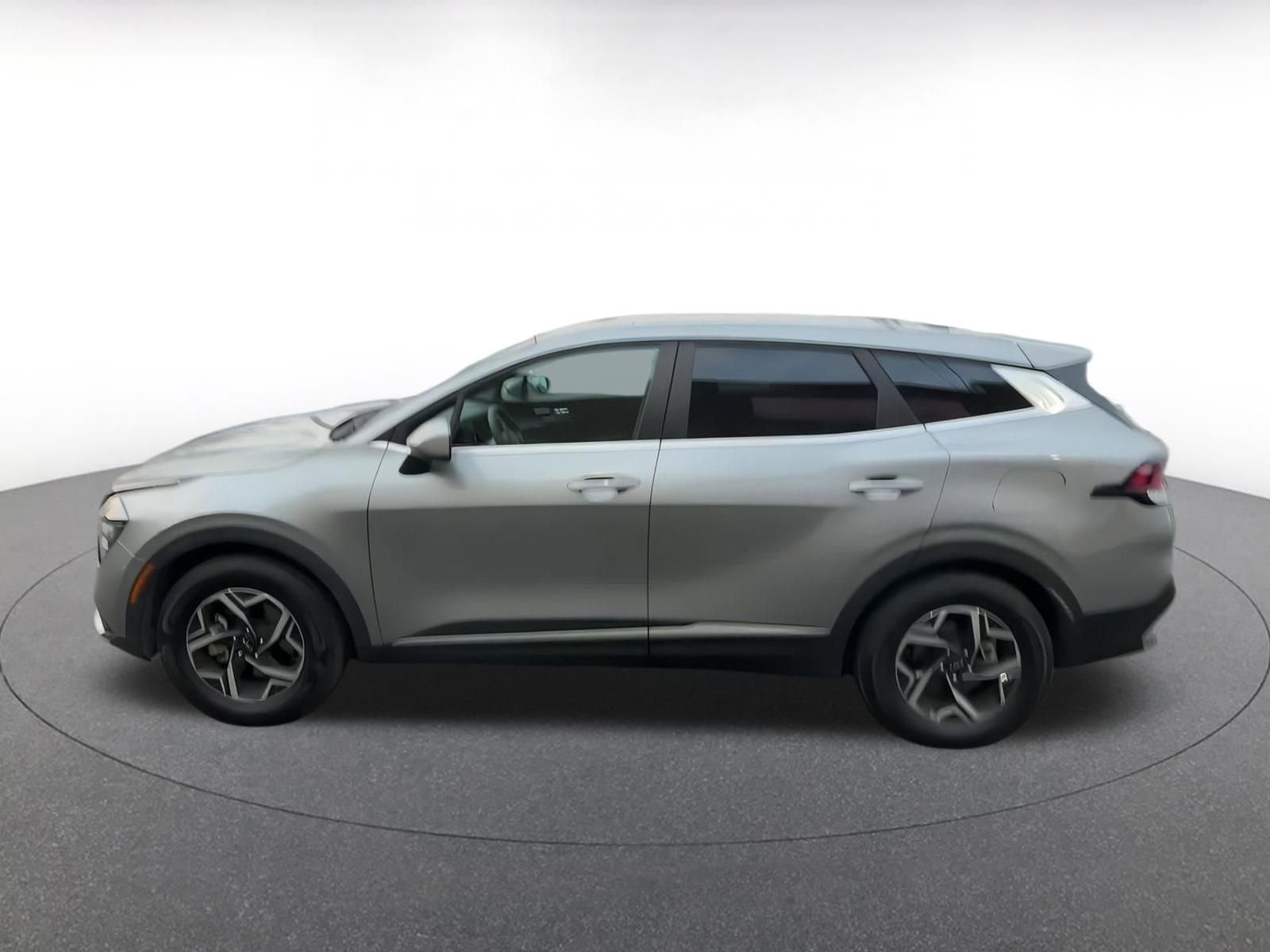 Thumbnail: 2024 Kia Sportage - 8