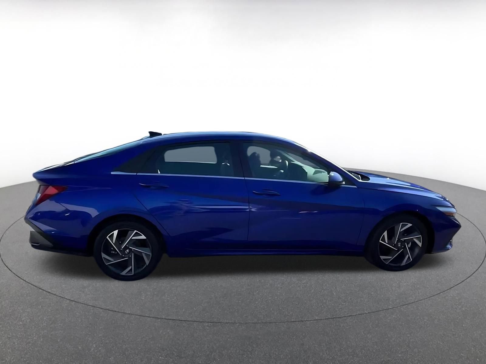 Thumbnail: 2025 Hyundai Elantra - 16