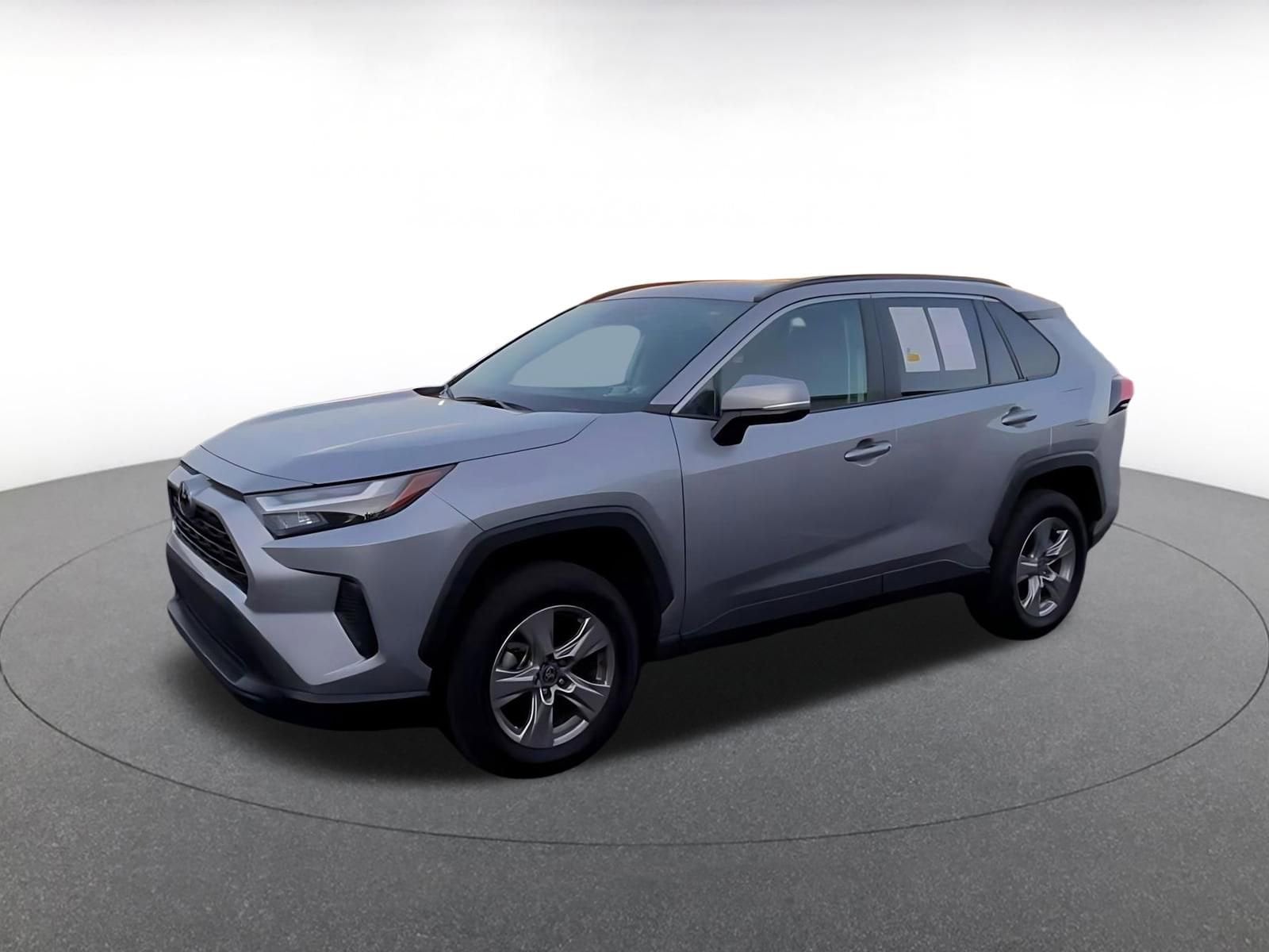 Thumbnail: 2025 Toyota RAV4 - 8