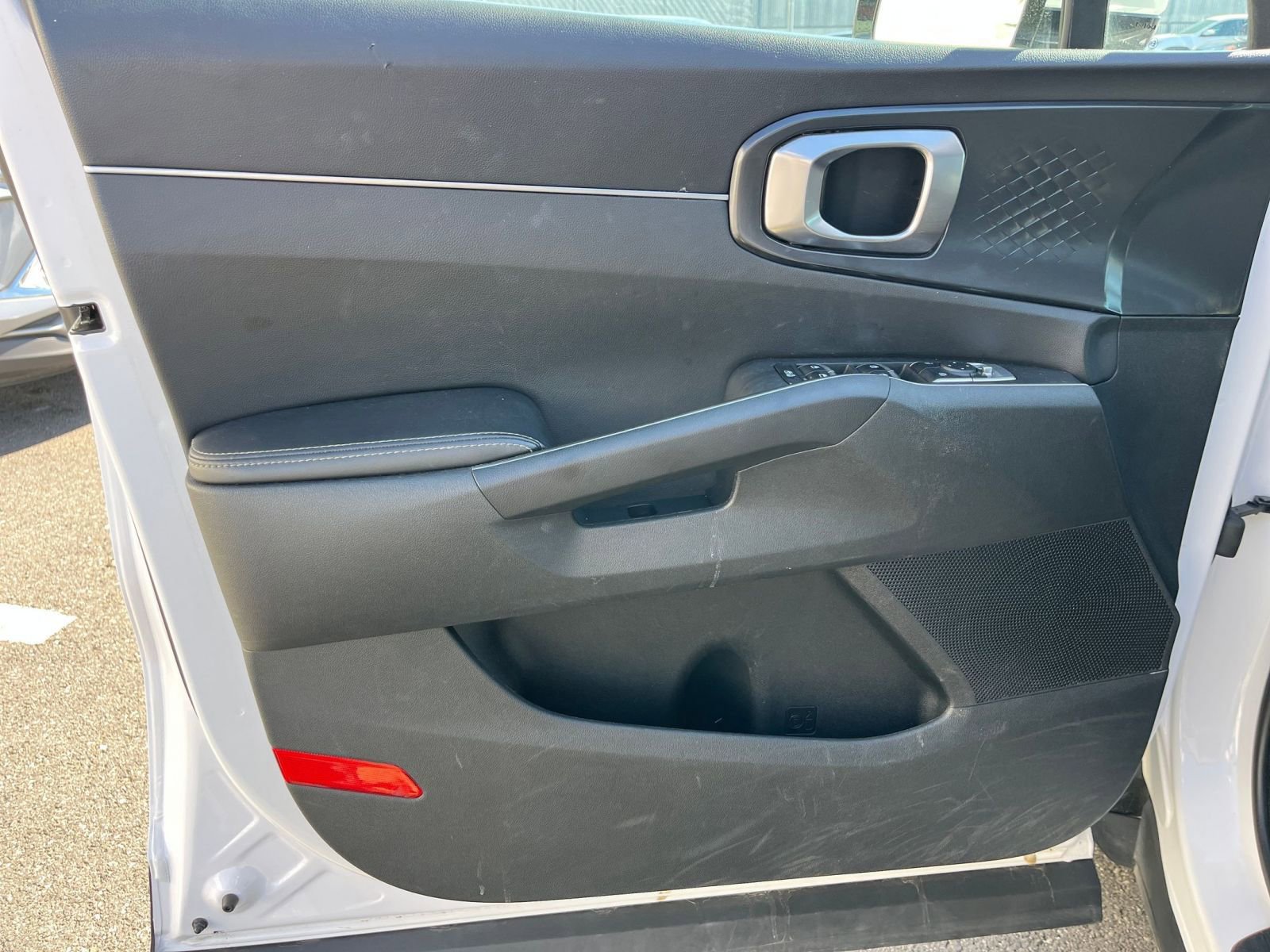 Thumbnail: 2024 Kia Sorento - 18