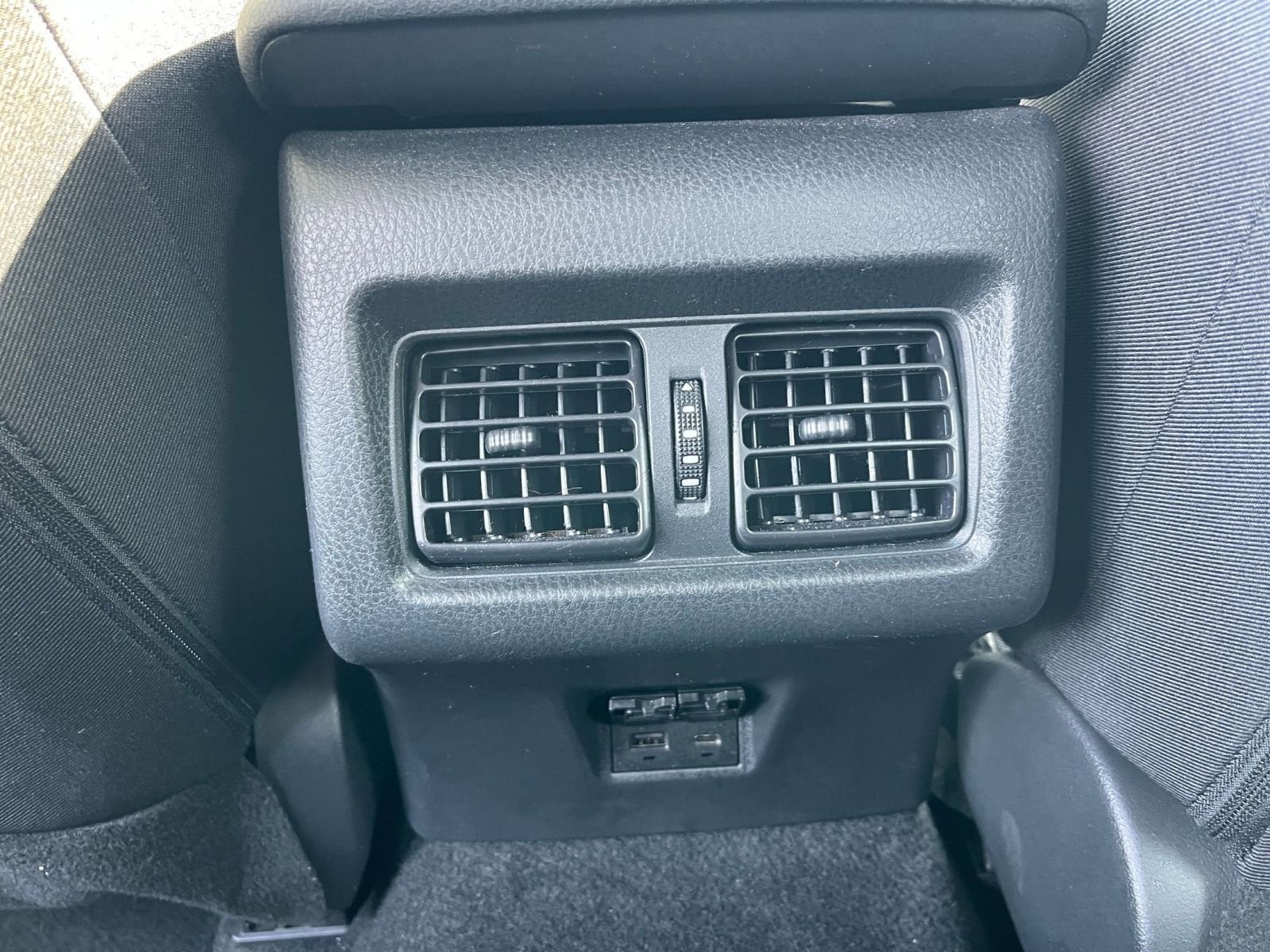 Thumbnail: 2025 Toyota Camry - 23