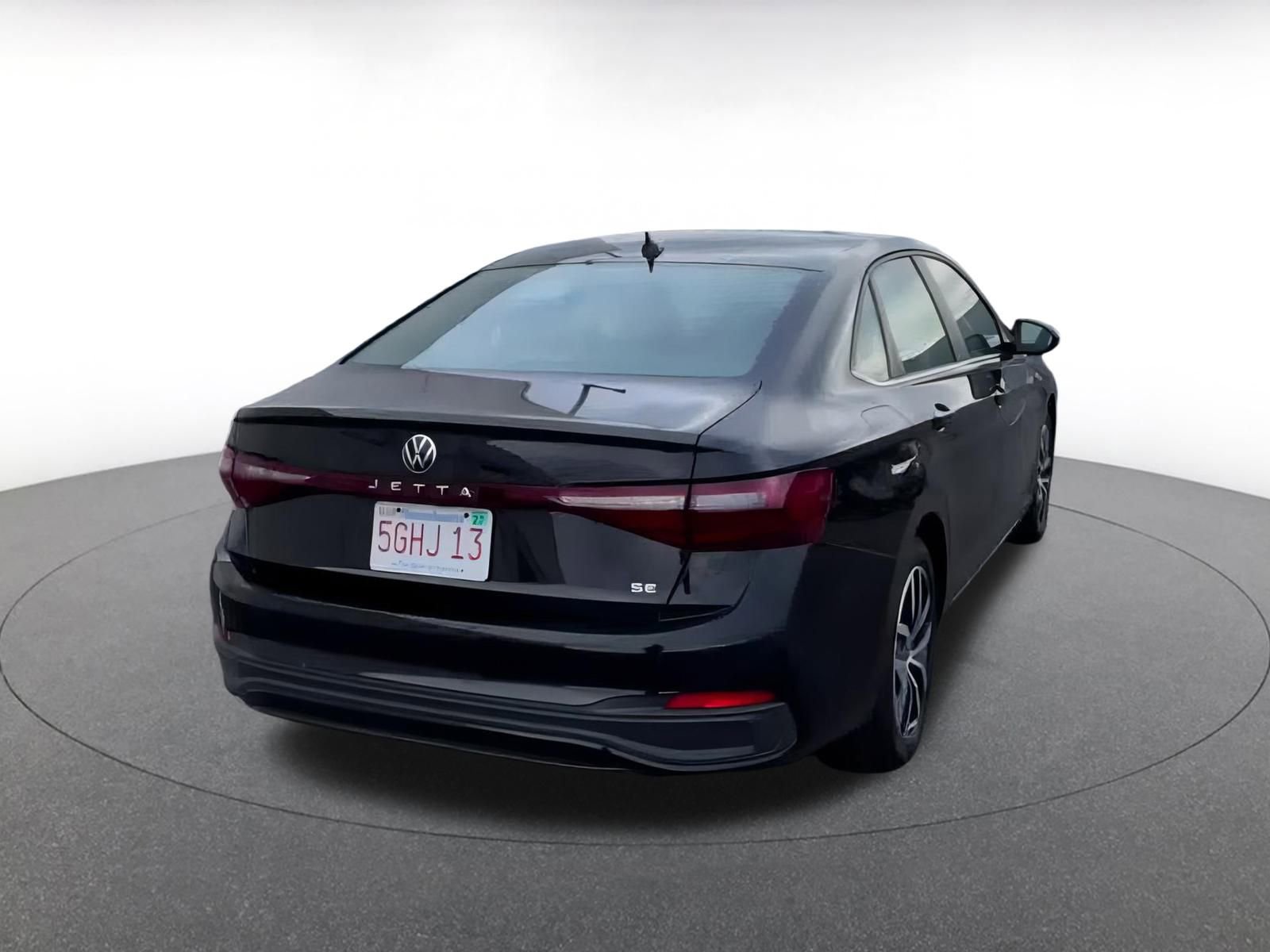 Thumbnail: 2025 Volkswagen Jetta - 14