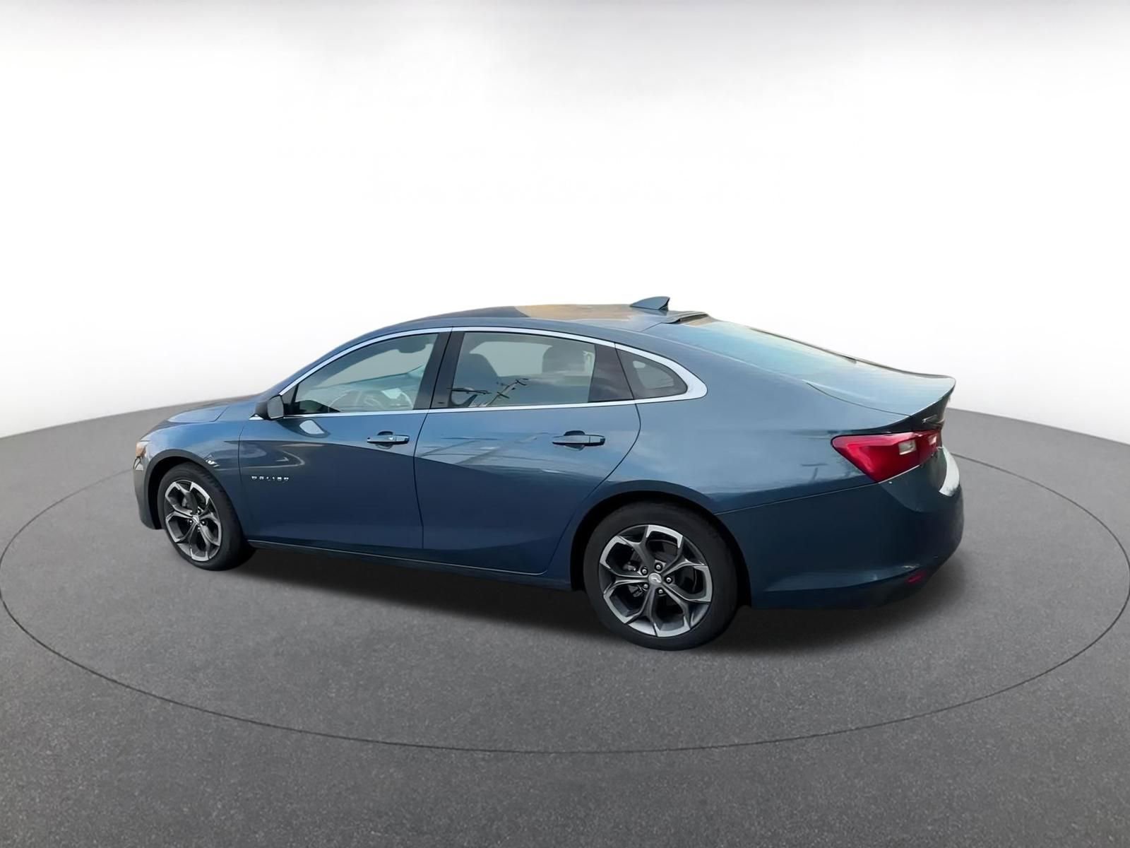 2024 Chevrolet Malibu LT 10
