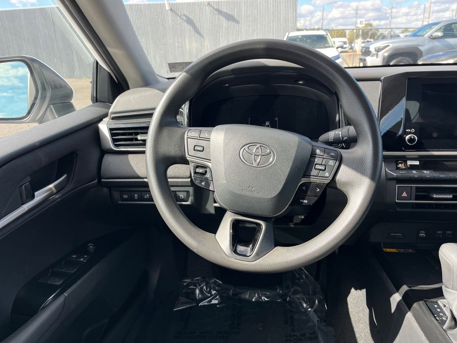 Thumbnail: 2025 Toyota Camry - 27