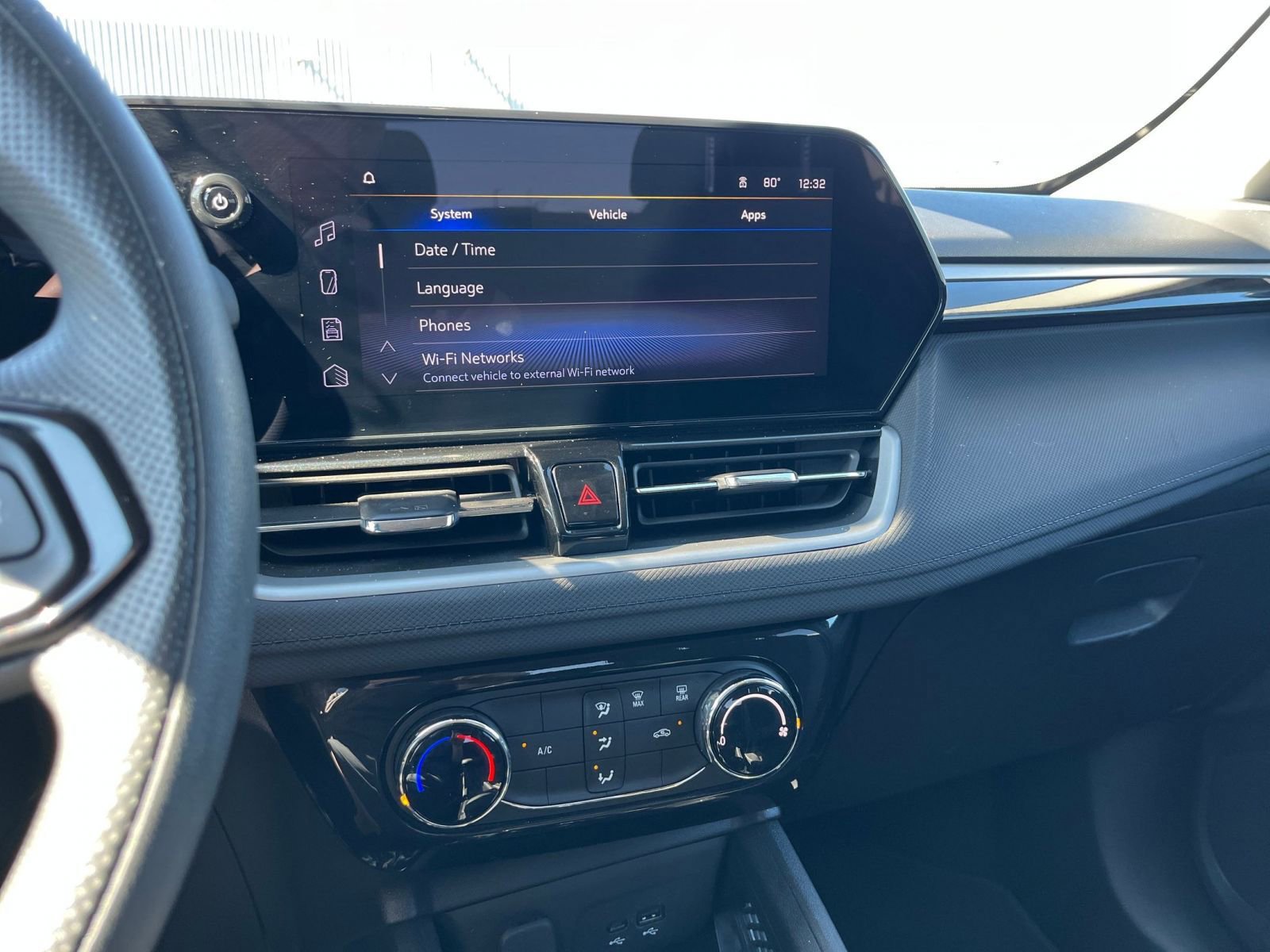 Thumbnail: 2025 Chevrolet TrailBlazer - 21