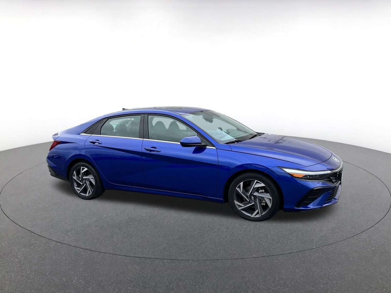 Thumbnail: 2025 Hyundai Elantra - 1