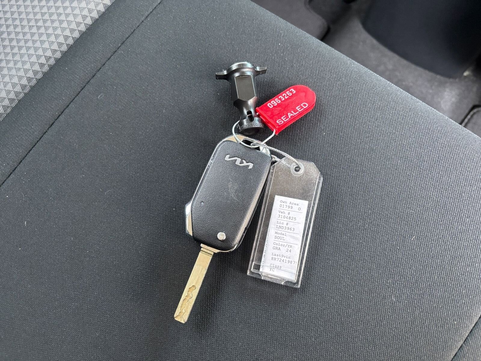 2024 Kia Soul LX 22