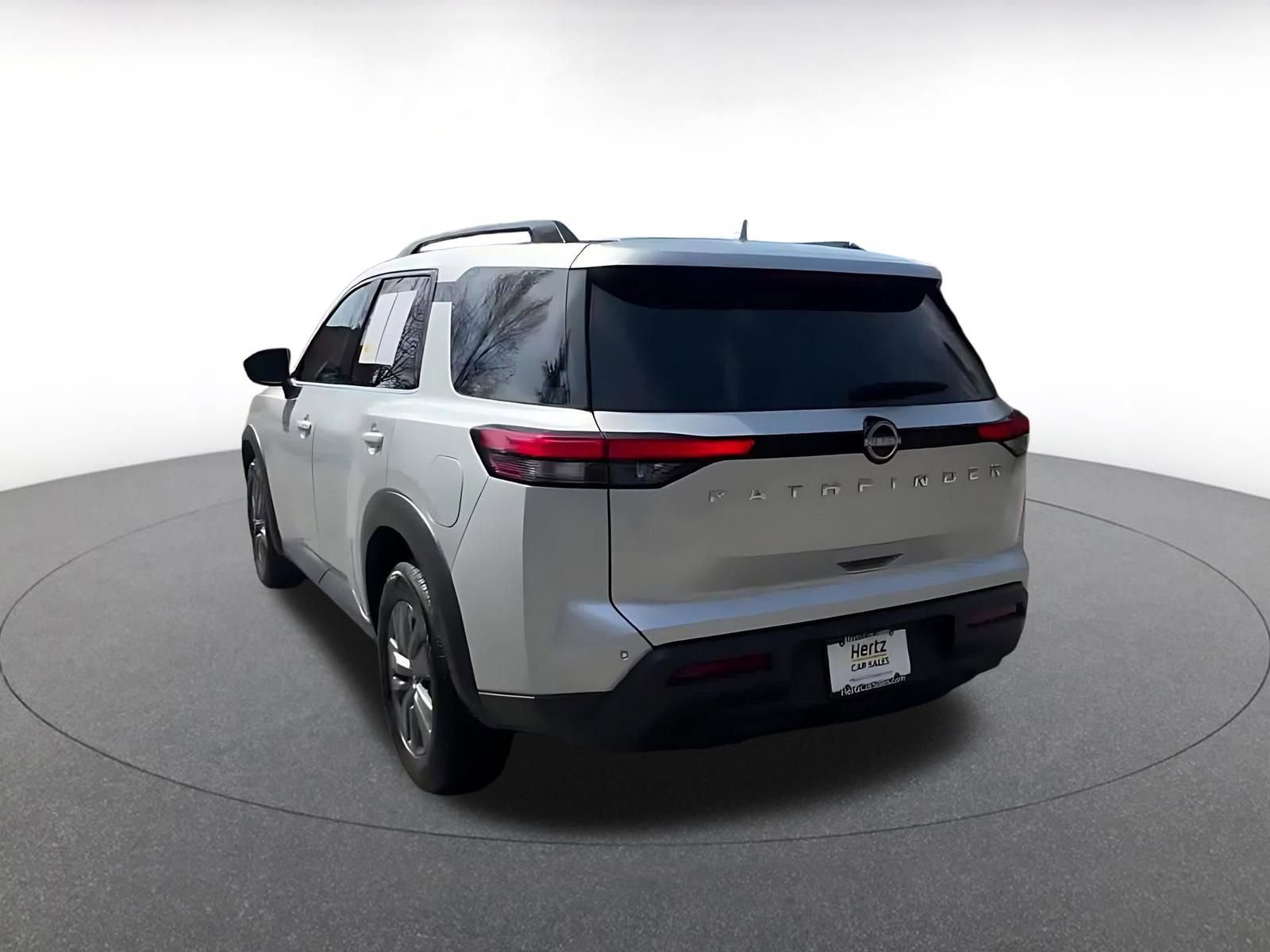 Thumbnail: 2025 Nissan Pathfinder - 11