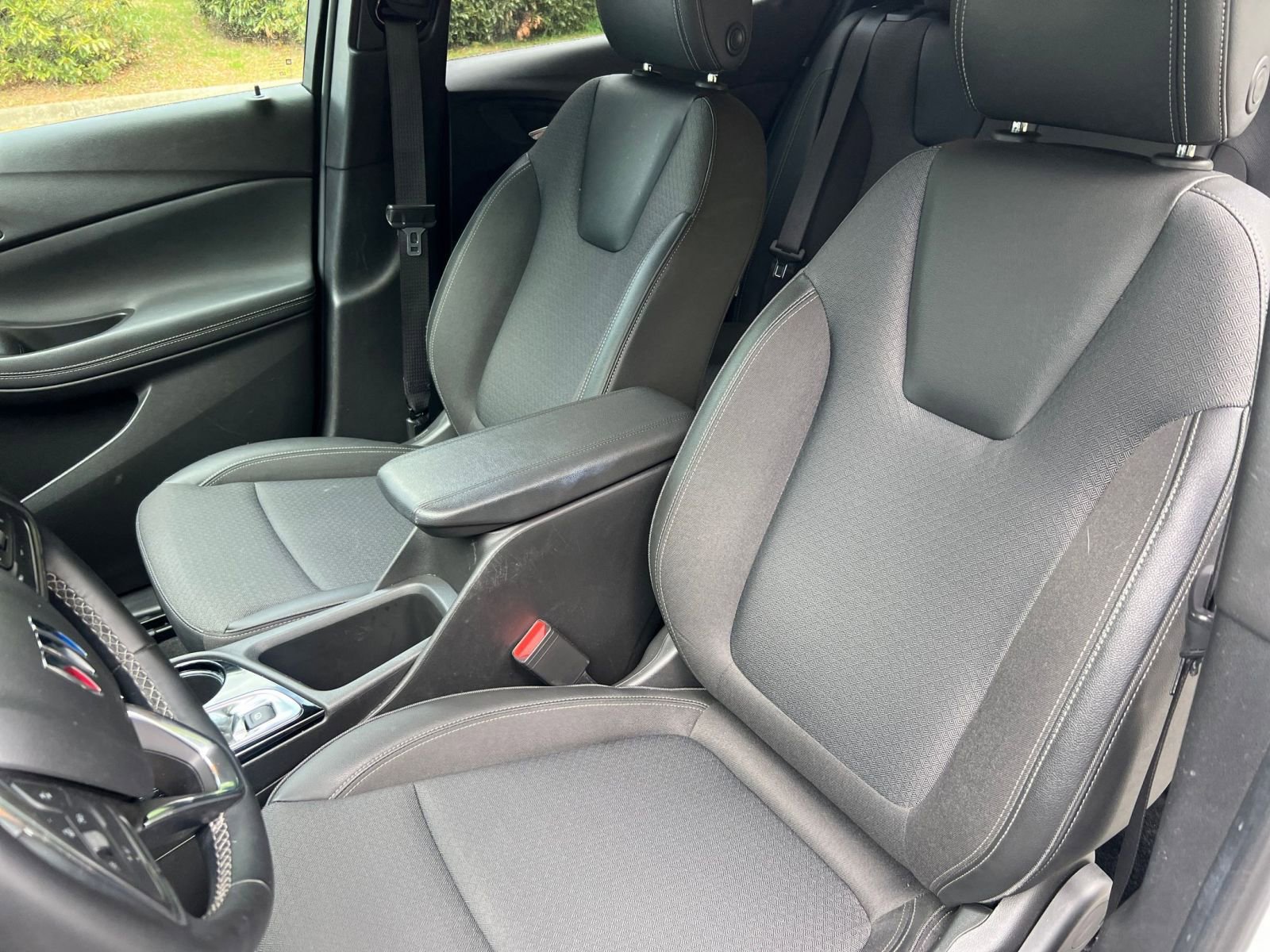 Thumbnail: 2025 Buick Encore GX - 22